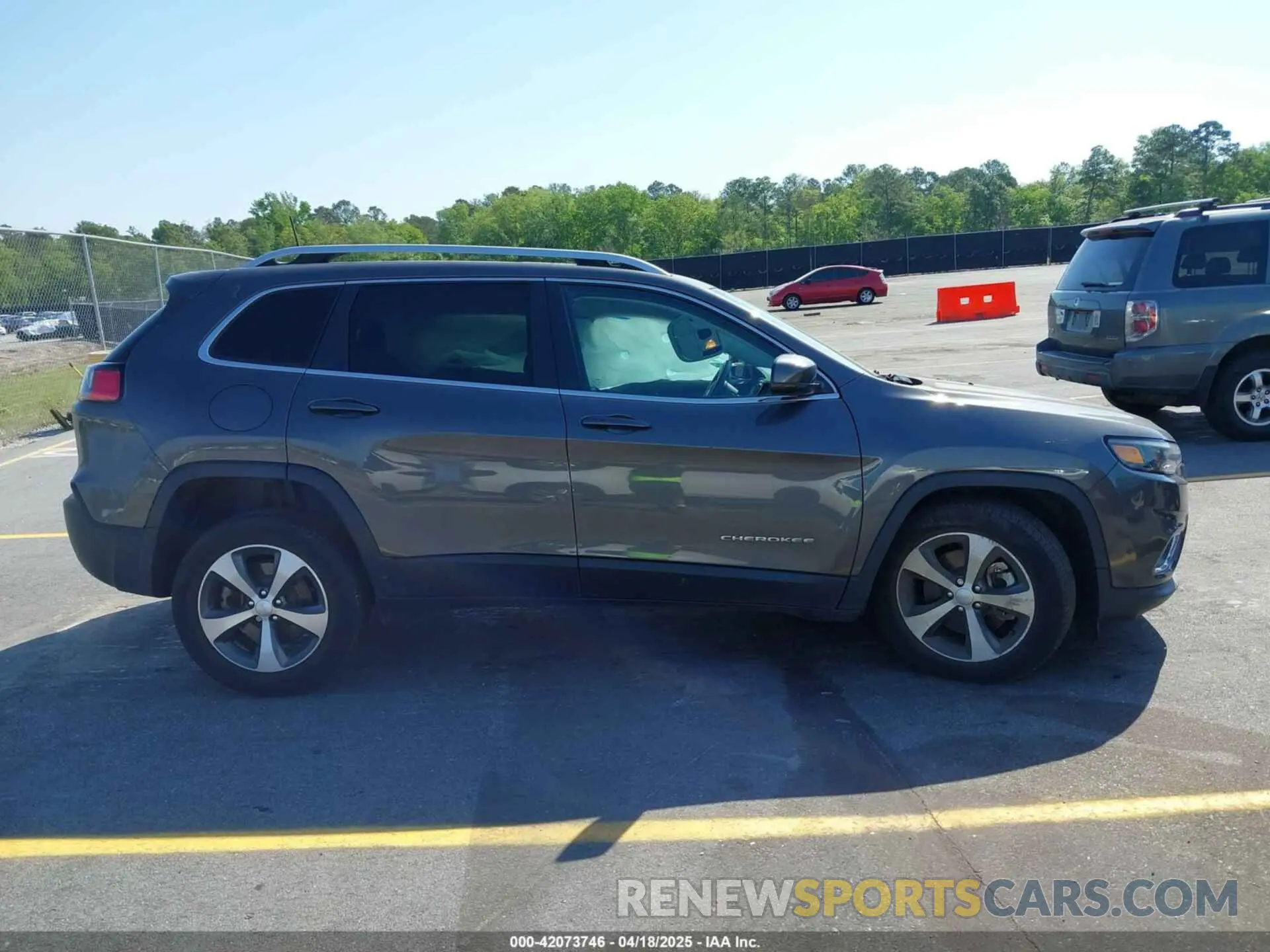 13 fotografías del automóvil dañado 1C4PJMDX6MD209395 JEEP CHEROKEE 2021