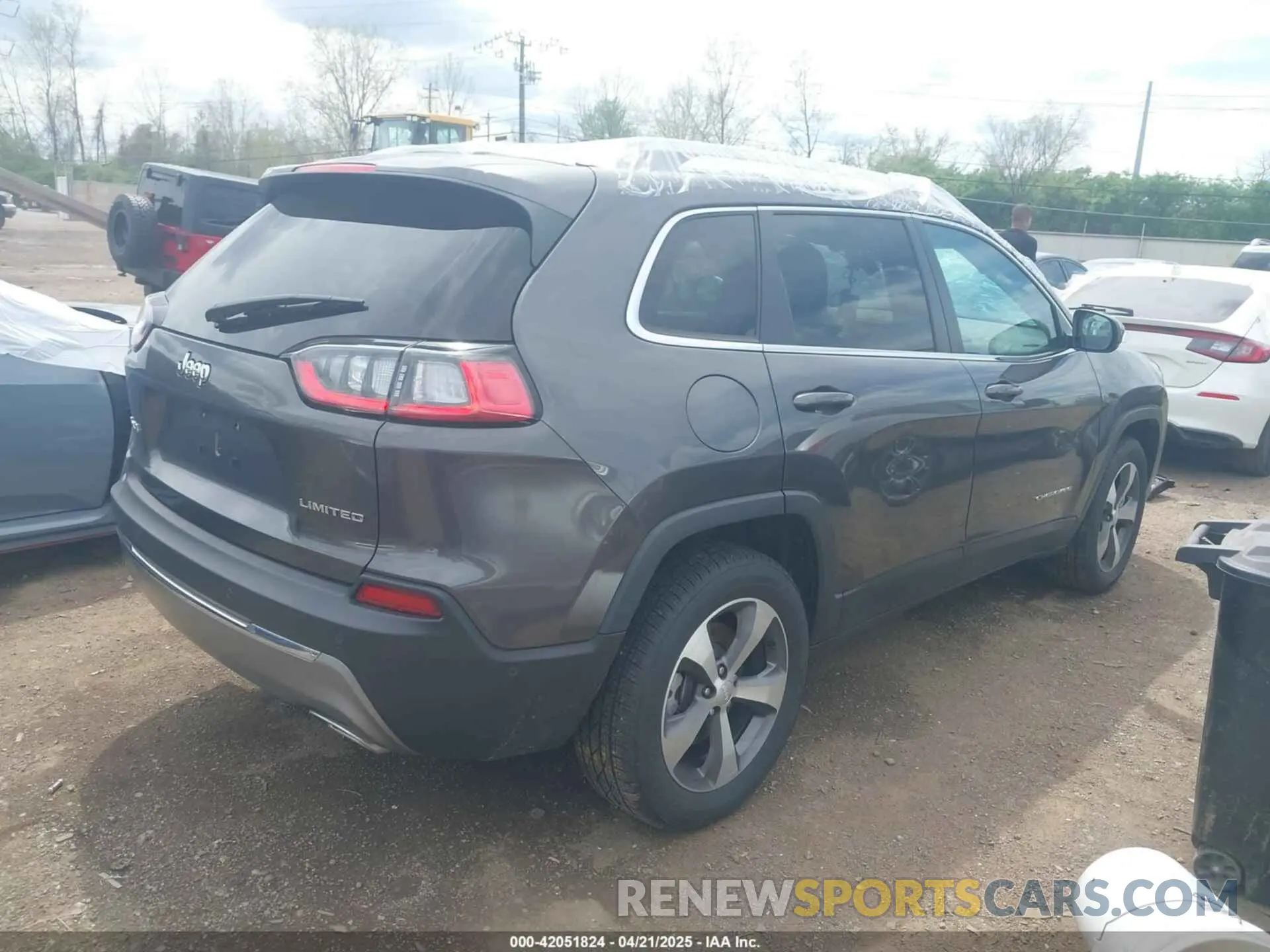4 fotografías del automóvil dañado 1C4PJMDX8MD212475 JEEP CHEROKEE 2021