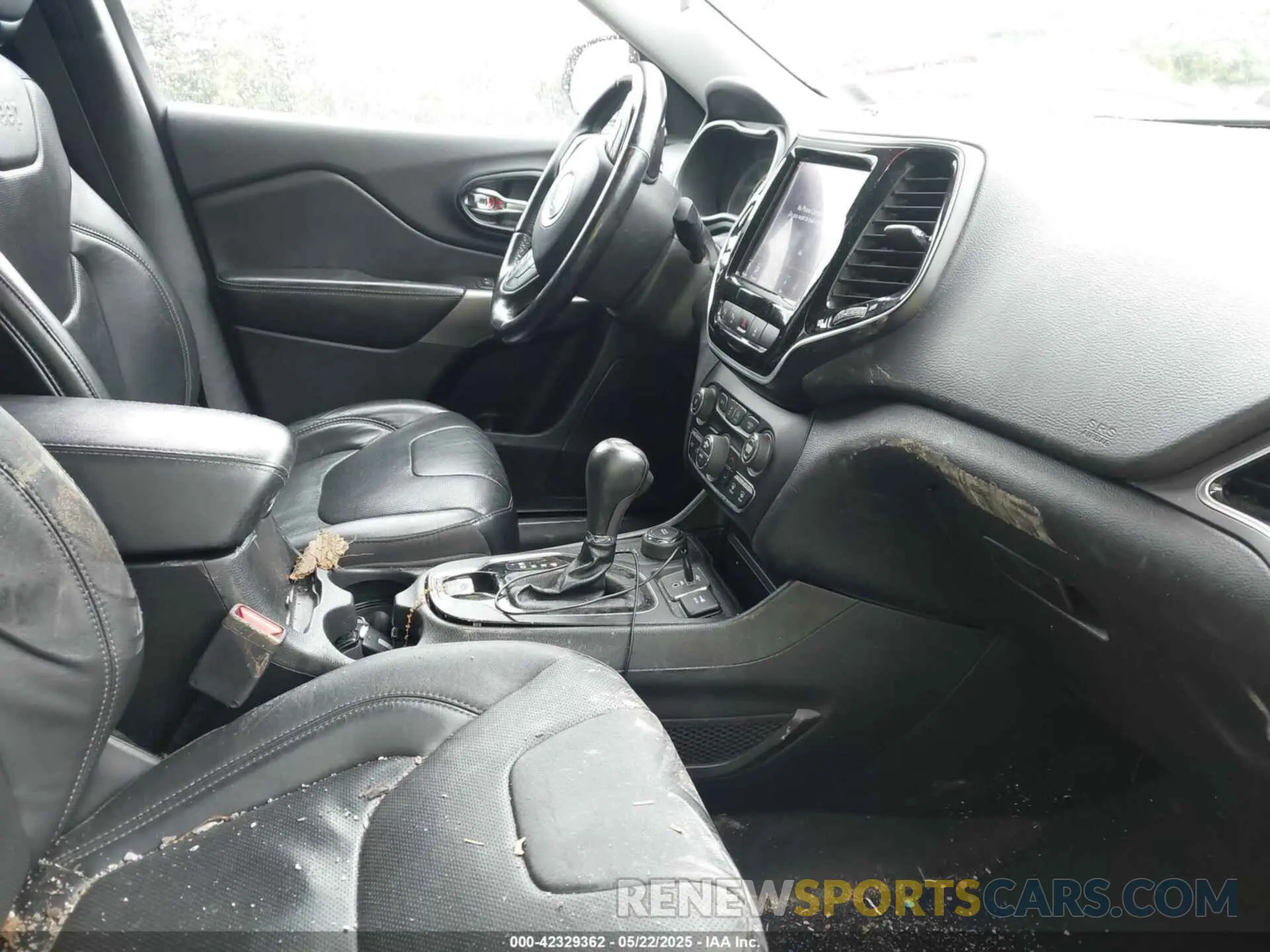 5 fotografías del automóvil dañado 1C4PJMDXXMD183304 JEEP CHEROKEE 2021