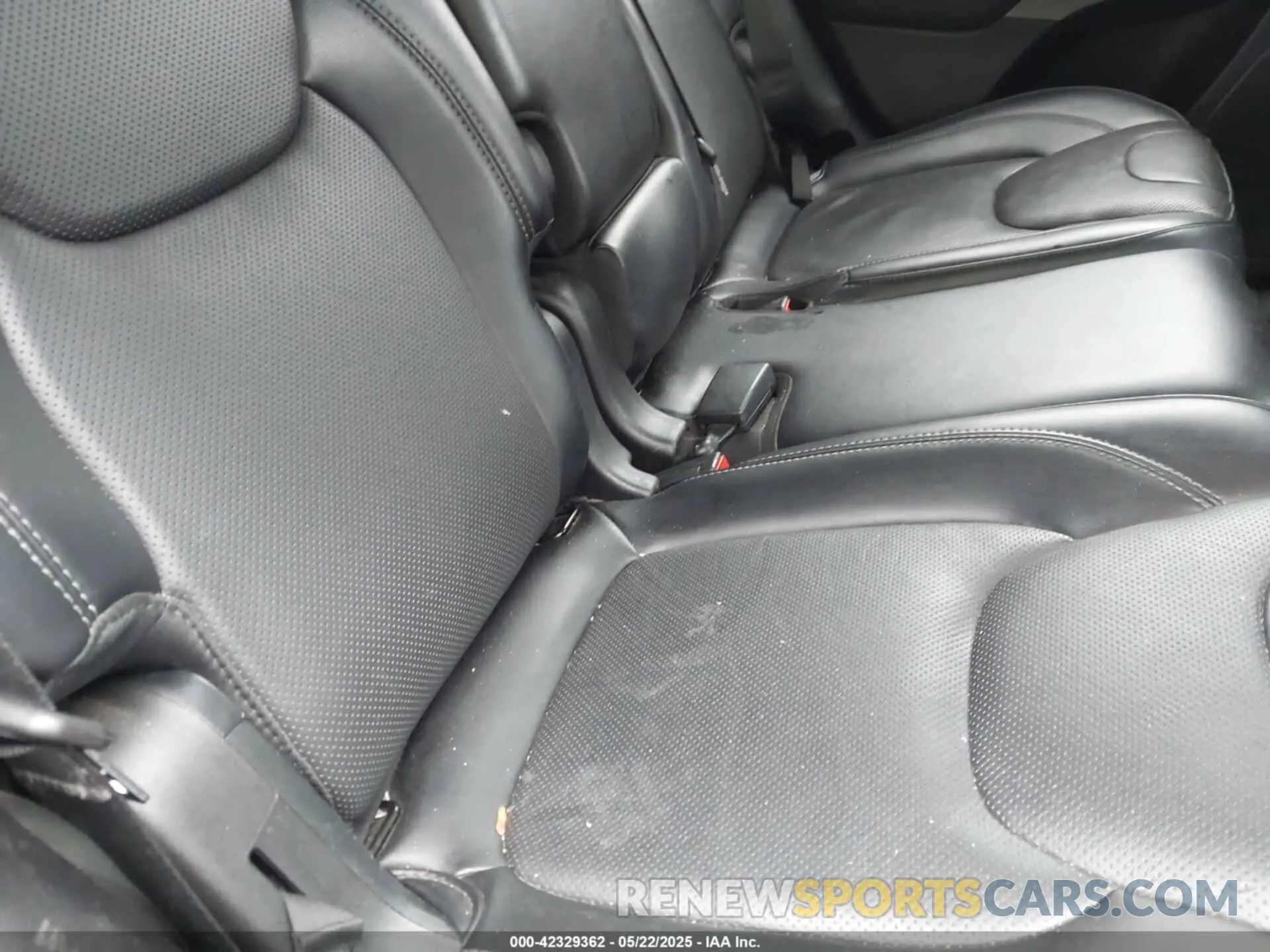8 fotografías del automóvil dañado 1C4PJMDXXMD183304 JEEP CHEROKEE 2021