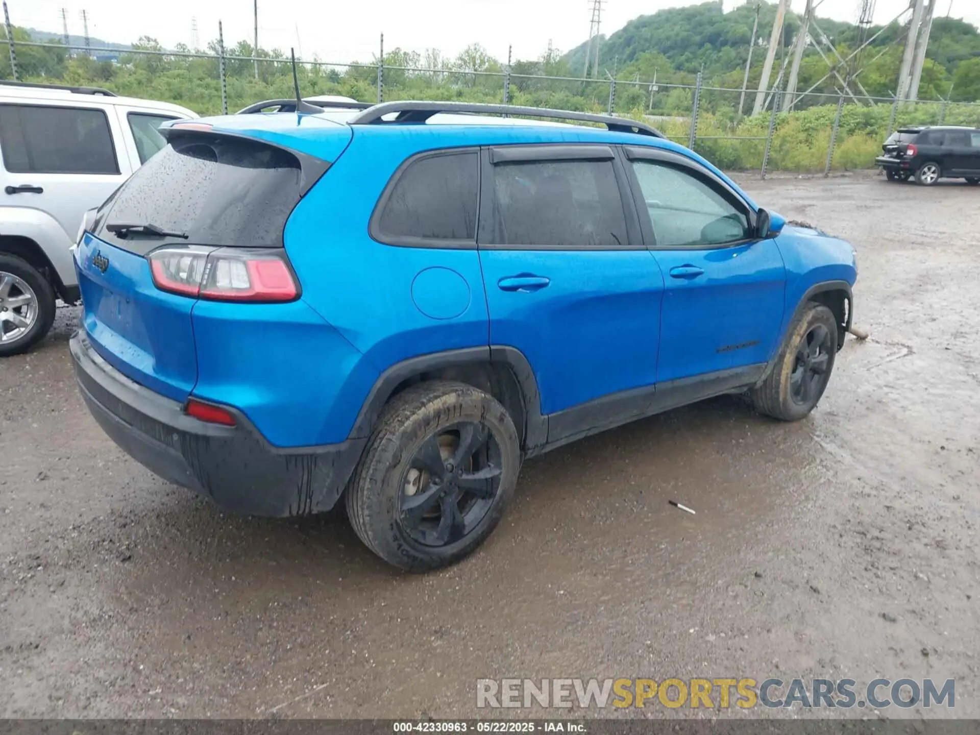 4 fotografías del automóvil dañado 1C4PJMLB7MD117394 JEEP CHEROKEE 2021