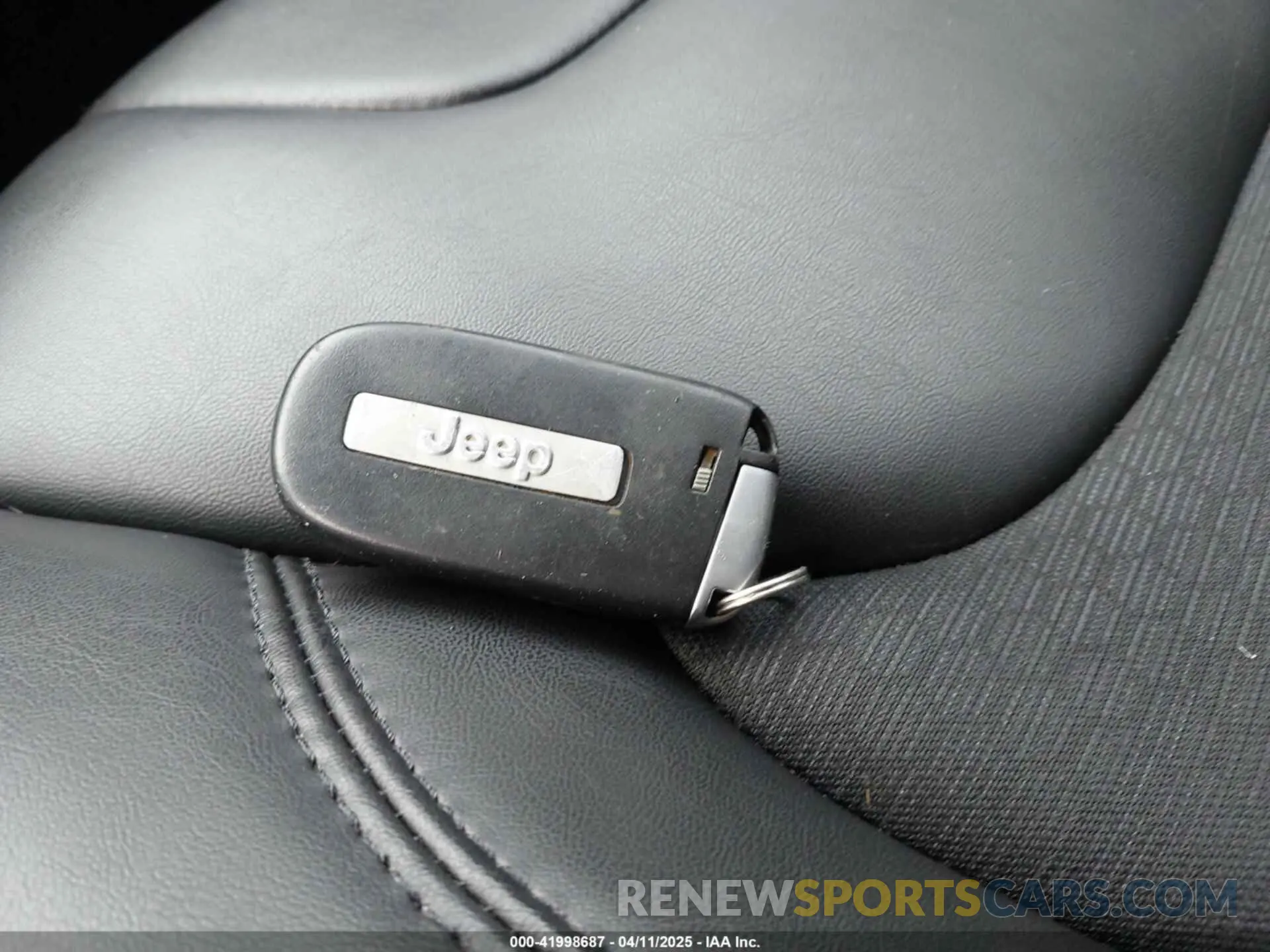 11 fotografías del automóvil dañado 1C4PJMLB9MD140076 JEEP CHEROKEE 2021