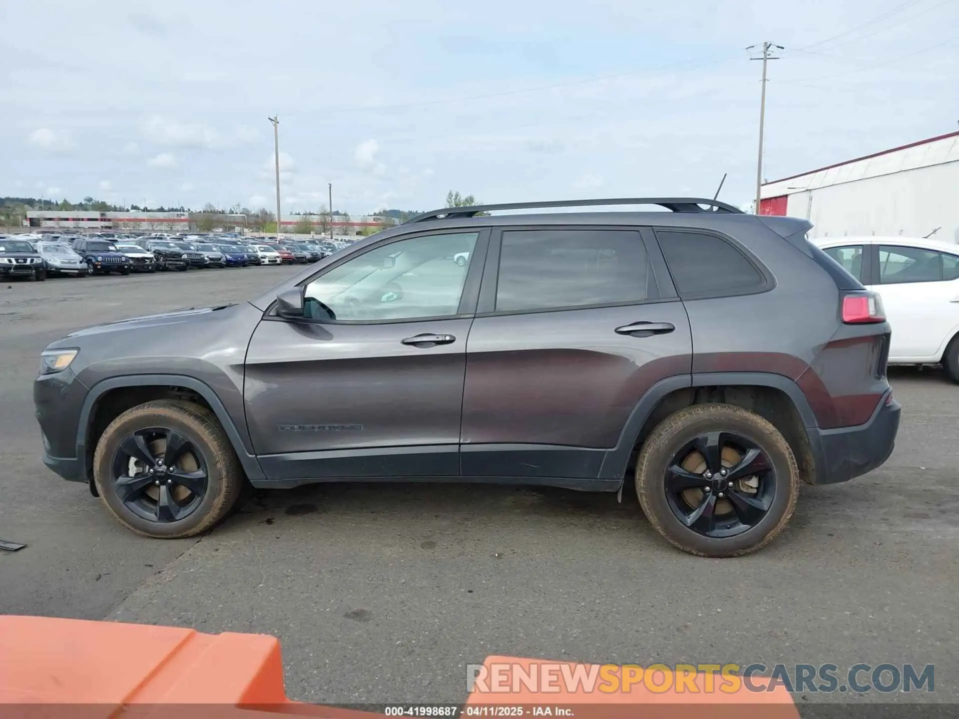 14 fotografías del automóvil dañado 1C4PJMLB9MD140076 JEEP CHEROKEE 2021