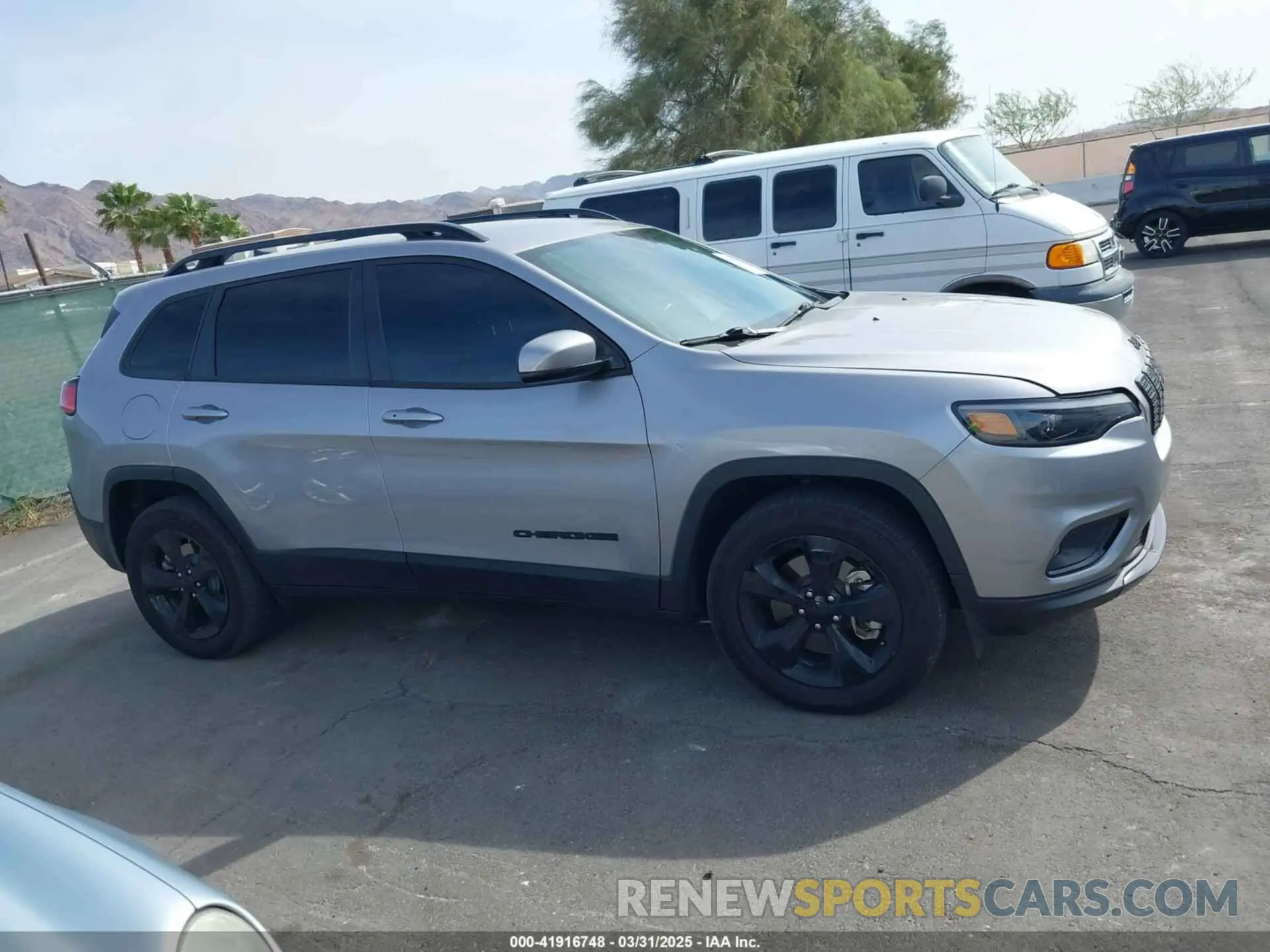 13 fotografías del automóvil dañado 1C4PJMLBXMD157985 JEEP CHEROKEE 2021