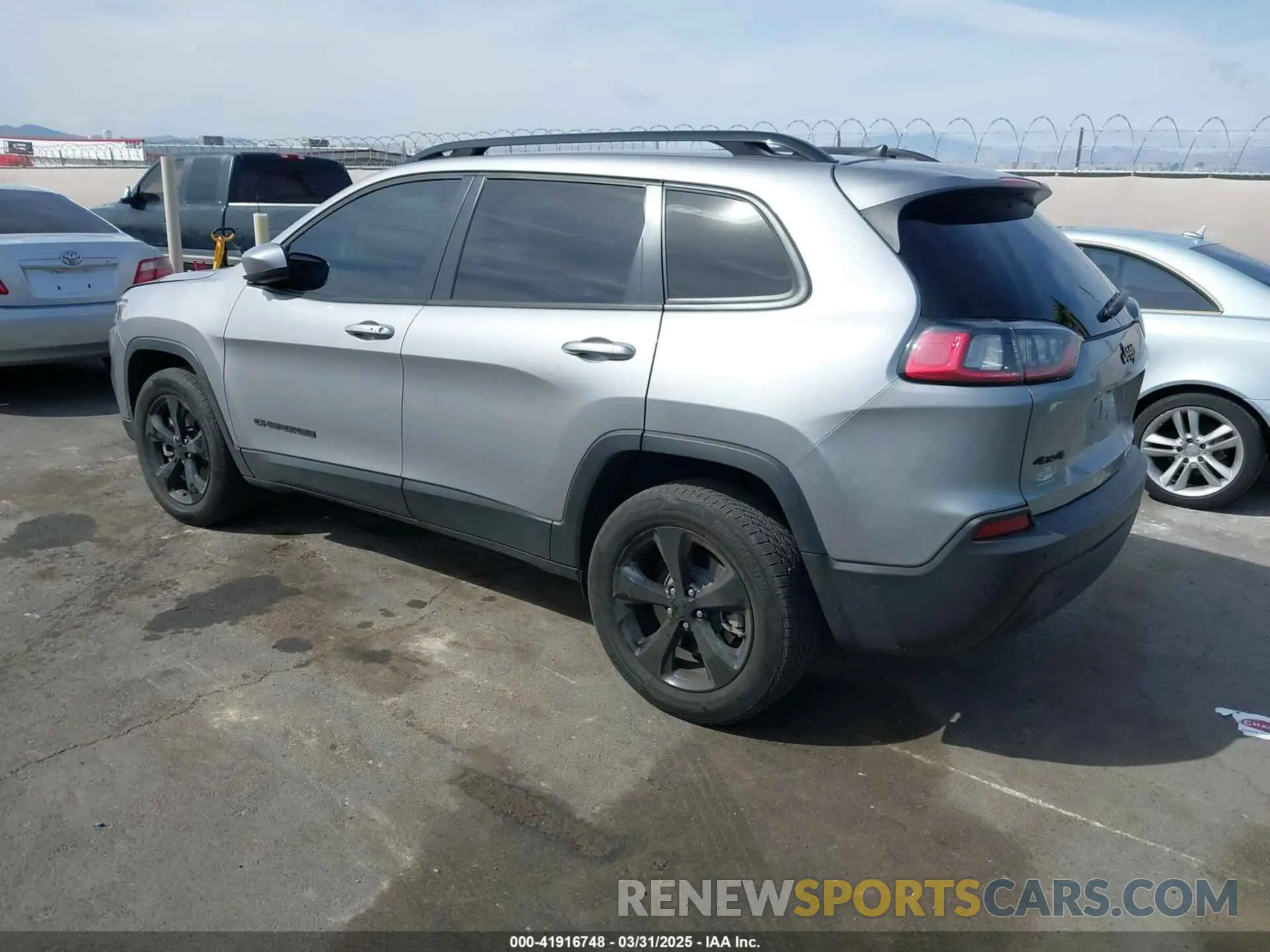 3 fotografías del automóvil dañado 1C4PJMLBXMD157985 JEEP CHEROKEE 2021