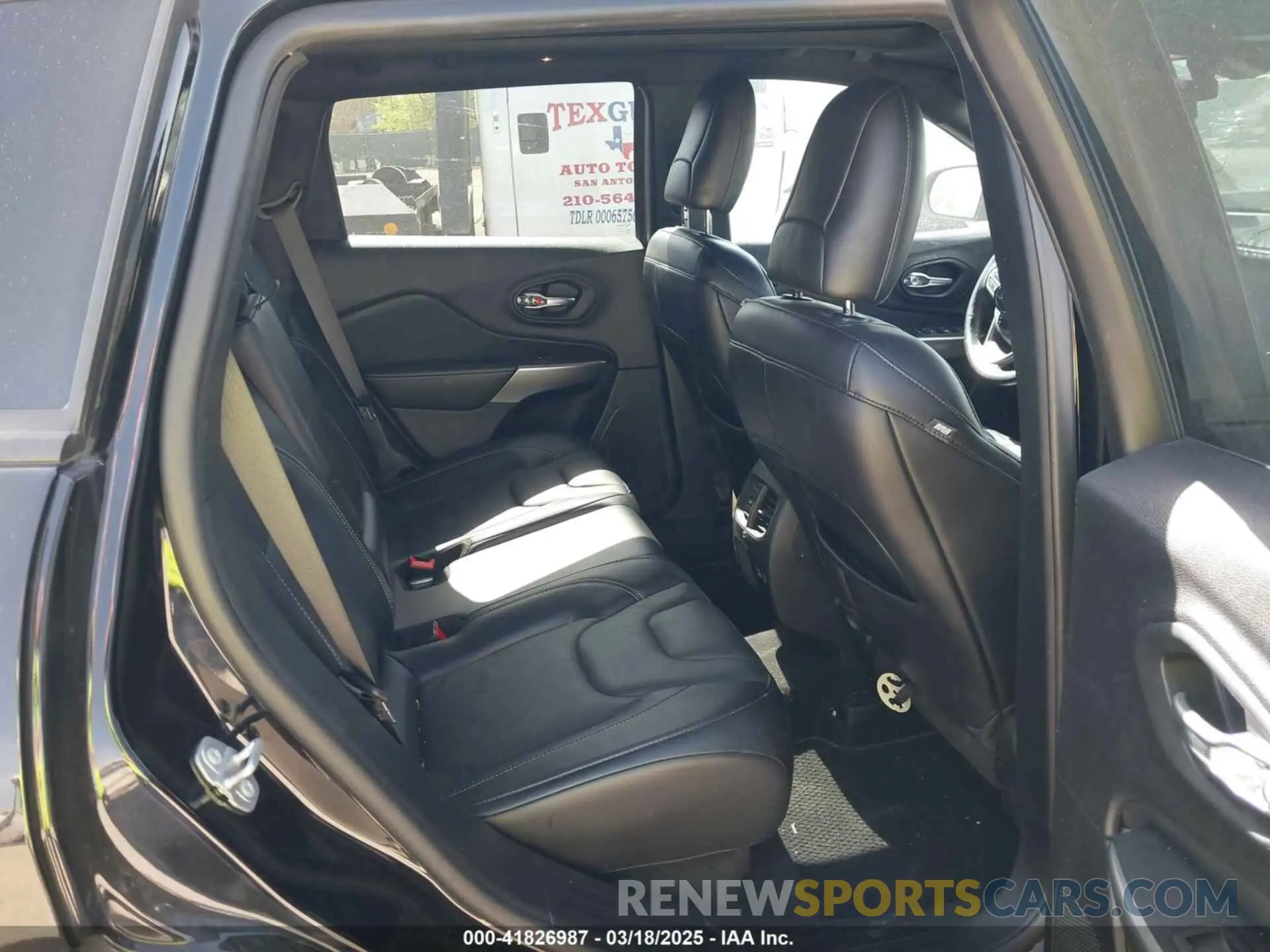 8 fotografías del automóvil dañado 1C4PJMMX8MD181406 JEEP CHEROKEE 2021