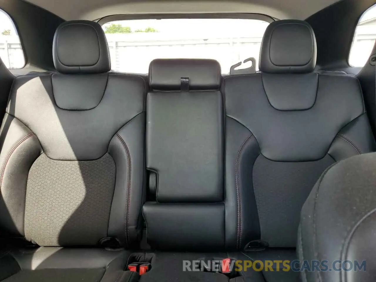 10 fotografías del automóvil dañado 1C4PJMBX3ND555098 JEEP CHEROKEE 2022