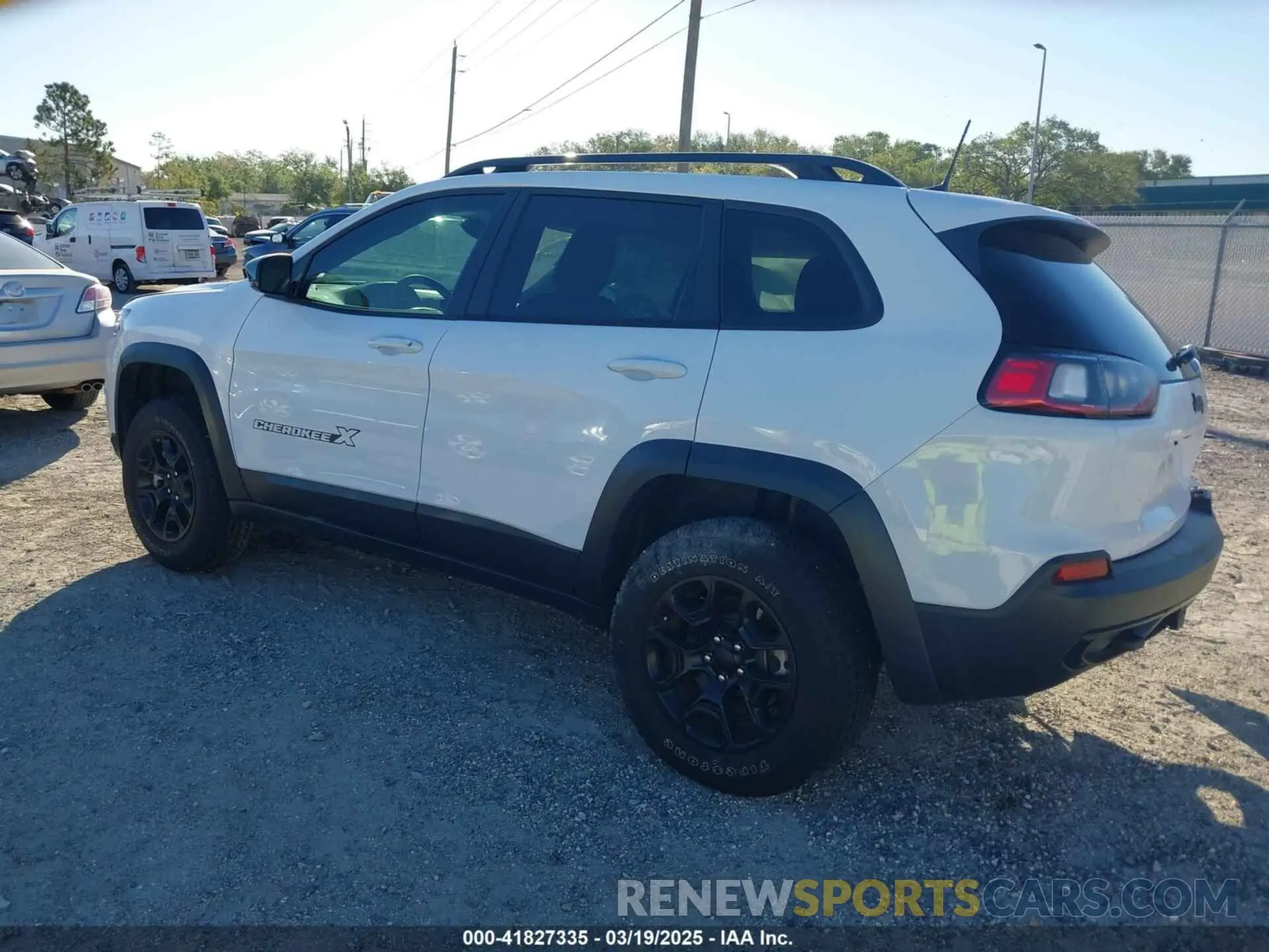 3 fotografías del automóvil dañado 1C4PJMCX2ND533284 JEEP CHEROKEE 2022