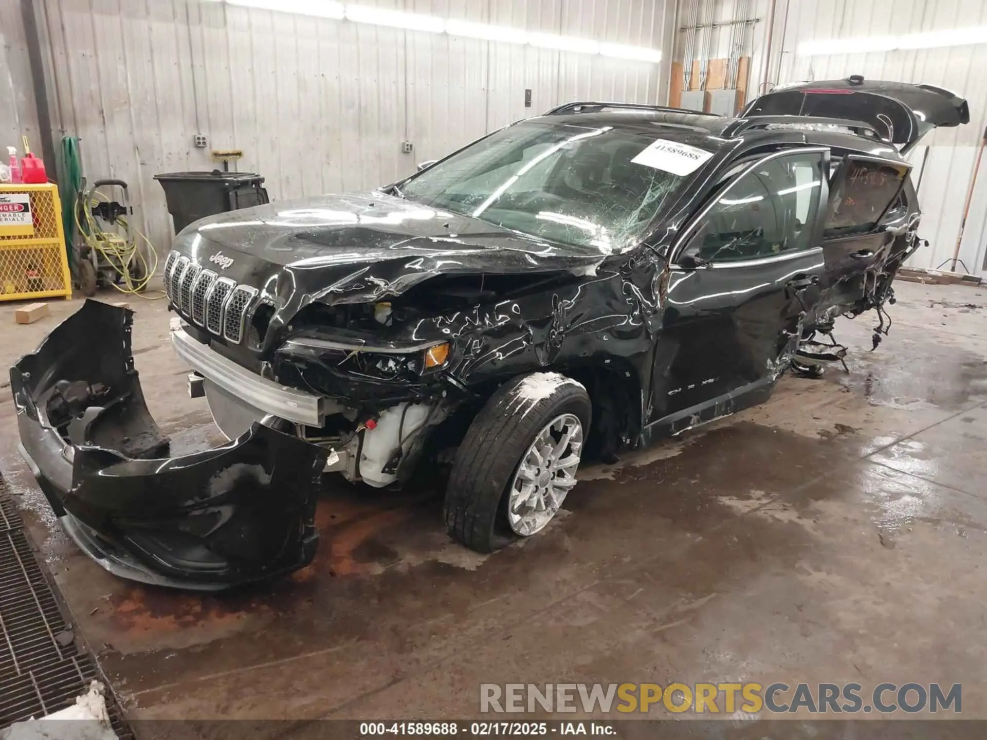 2 fotografías del automóvil dañado 1C4PJMMXXND502346 JEEP CHEROKEE 2022