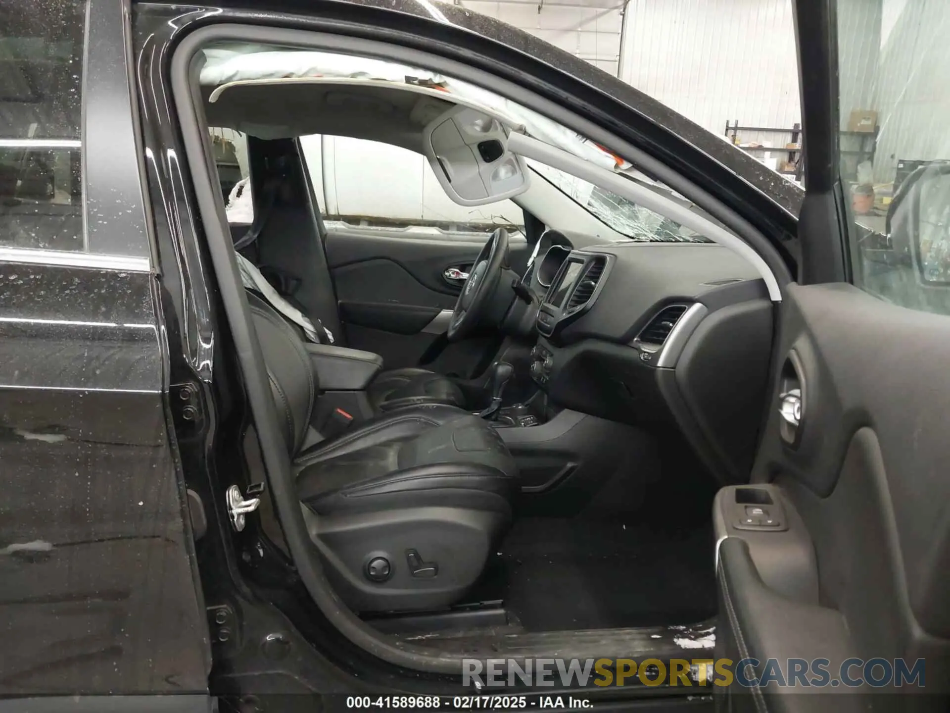 5 fotografías del automóvil dañado 1C4PJMMXXND502346 JEEP CHEROKEE 2022