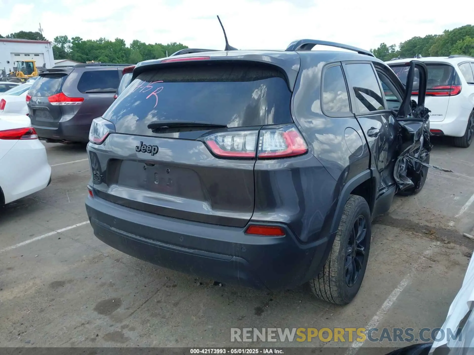 4 fotografías del automóvil dañado 1C4PJMMB0PD115067 JEEP CHEROKEE 2023