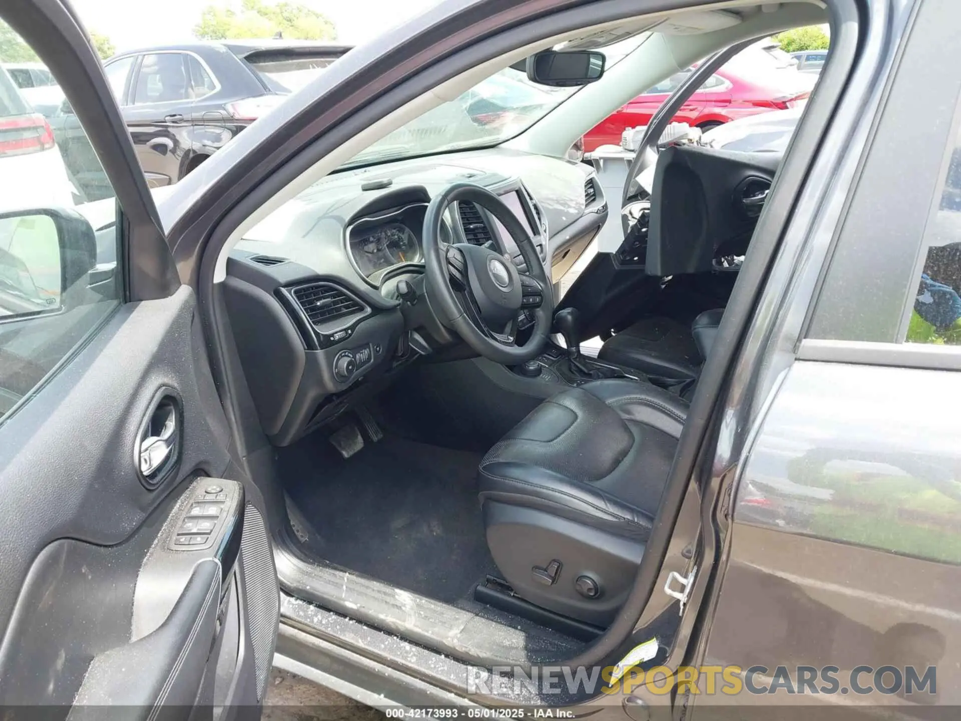 5 fotografías del automóvil dañado 1C4PJMMB0PD115067 JEEP CHEROKEE 2023