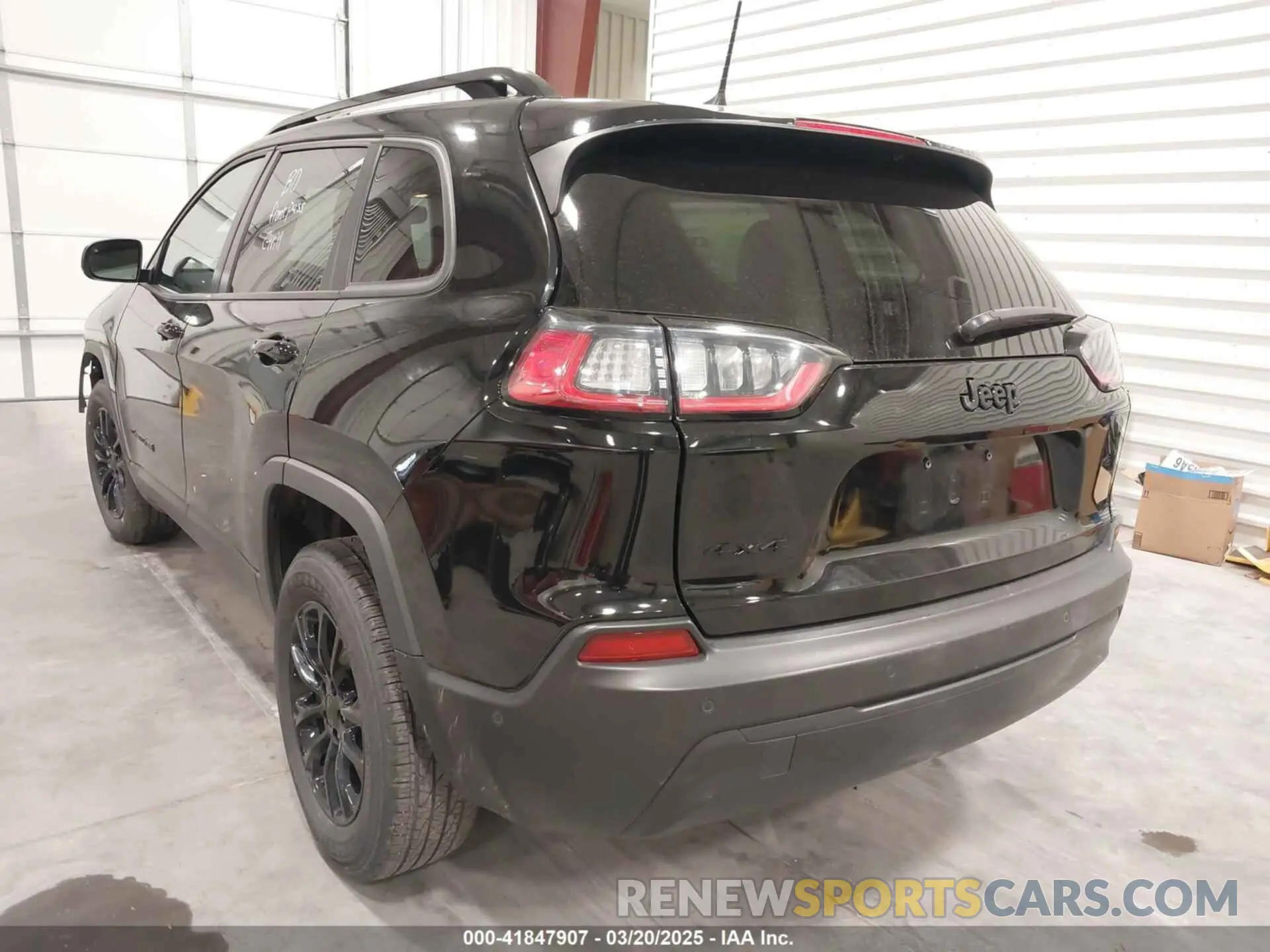 3 fotografías del automóvil dañado 1C4PJMMB8PD109632 JEEP CHEROKEE 2023