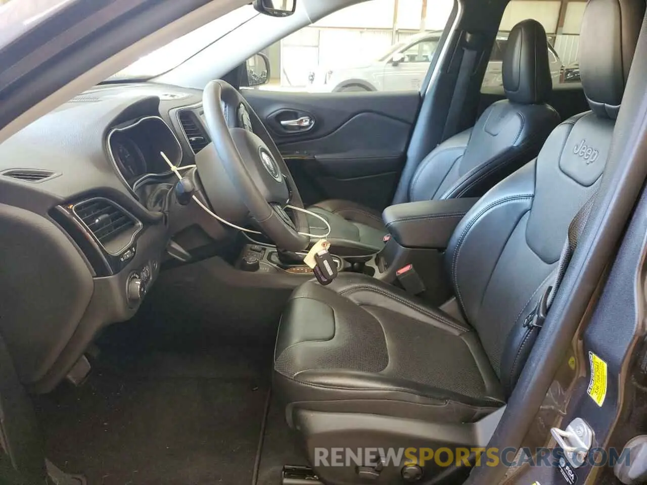 7 fotografías del automóvil dañado 1C4PJMMB4PD106887 JEEP CHEROKEE A 2023