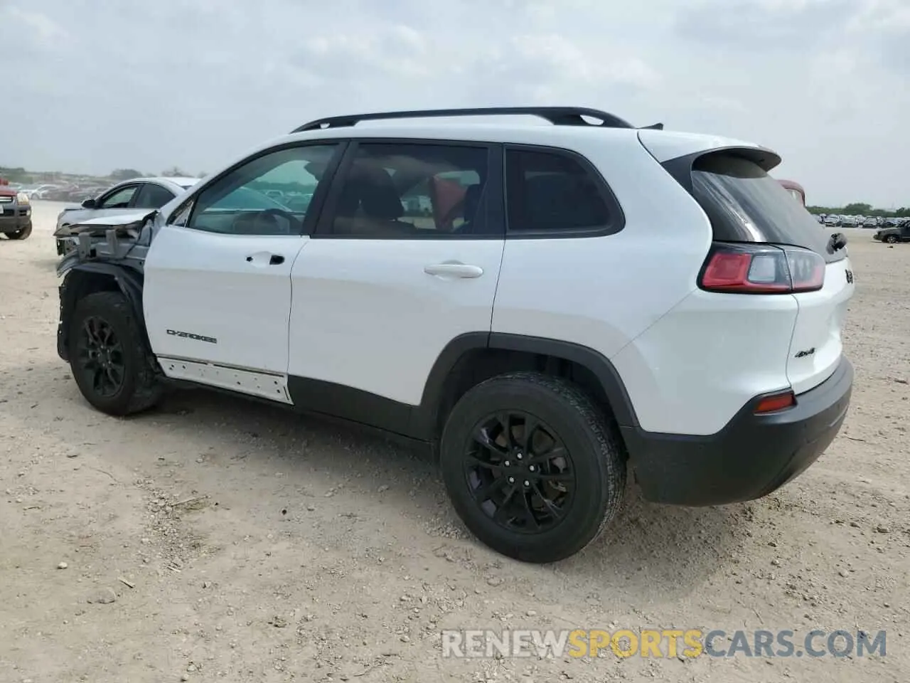 2 fotografías del automóvil dañado 1C4PJMMB5PD114397 JEEP CHEROKEE A 2023