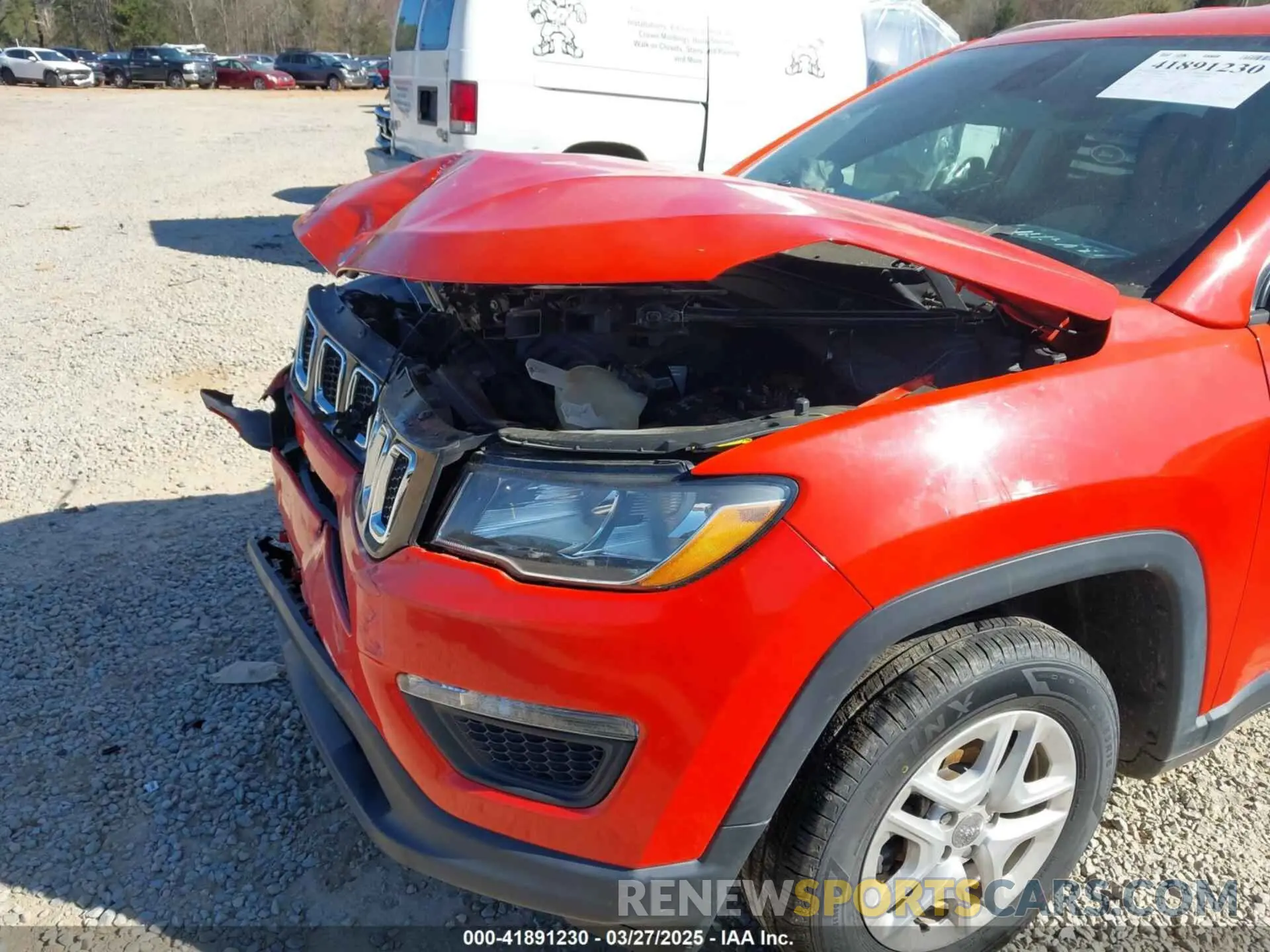 6 fotografías del automóvil dañado 3C4NJCAB0KT820086 JEEP COMPASS 2019