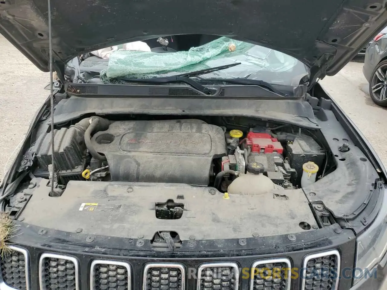 12 fotografías del automóvil dañado 3C4NJCAB1KT847992 JEEP COMPASS 2019