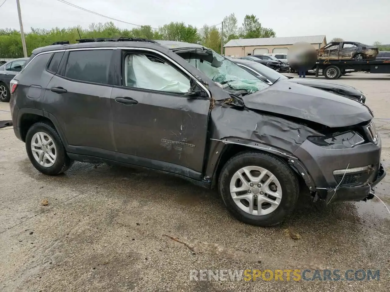 4 fotografías del automóvil dañado 3C4NJCAB1KT847992 JEEP COMPASS 2019