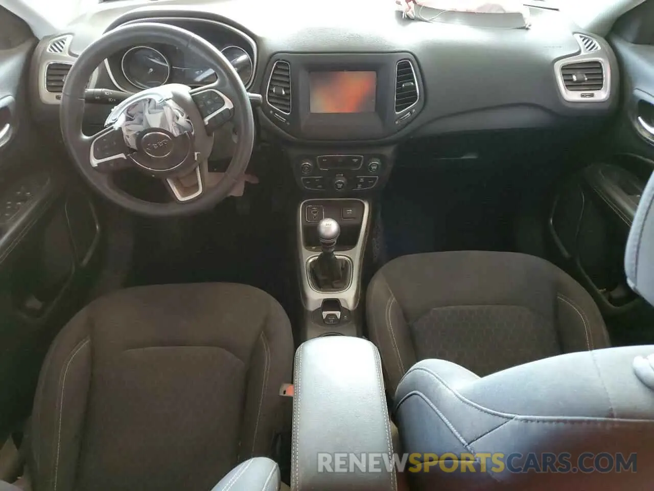 8 fotografías del automóvil dañado 3C4NJCAB8KT622274 JEEP COMPASS 2019