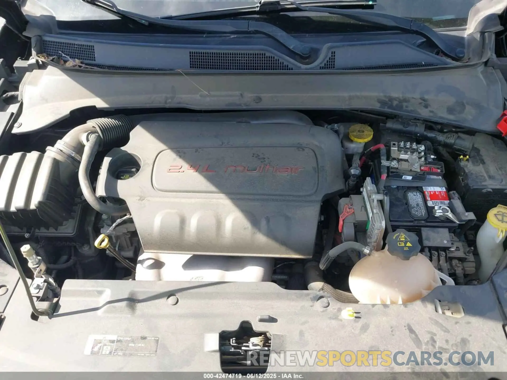 10 fotografías del automóvil dañado 3C4NJCAB8KT652360 JEEP COMPASS 2019