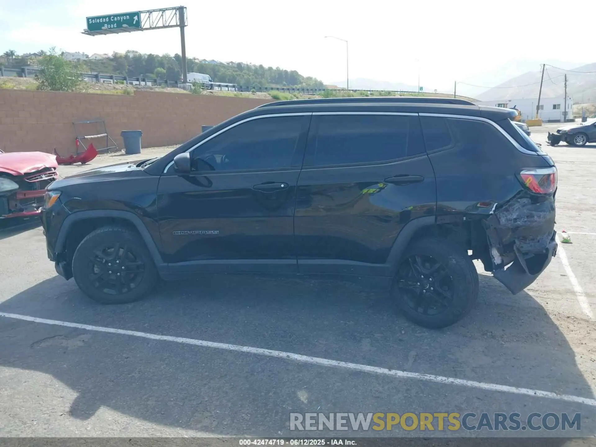 14 fotografías del automóvil dañado 3C4NJCAB8KT652360 JEEP COMPASS 2019