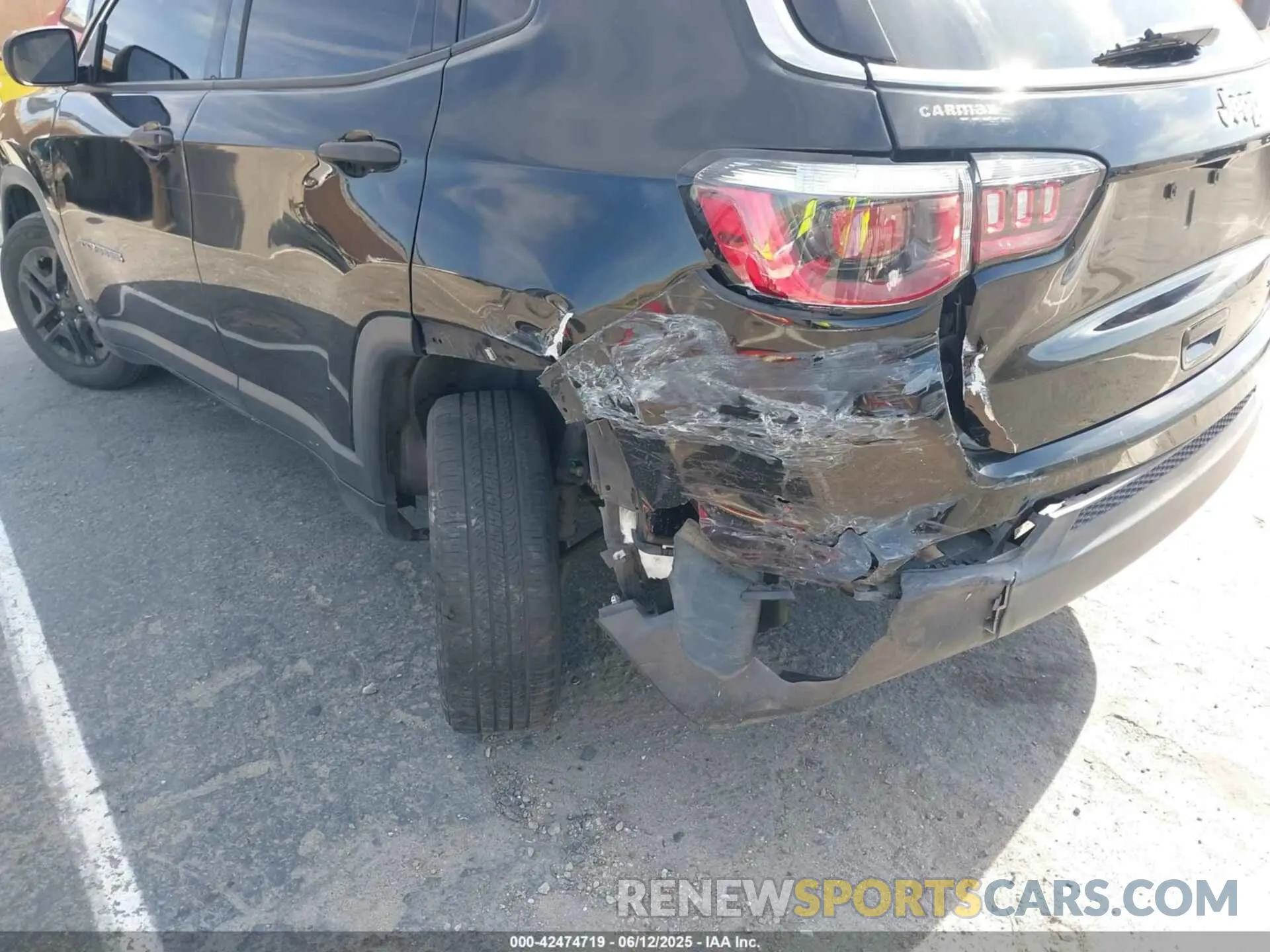 6 fotografías del automóvil dañado 3C4NJCAB8KT652360 JEEP COMPASS 2019