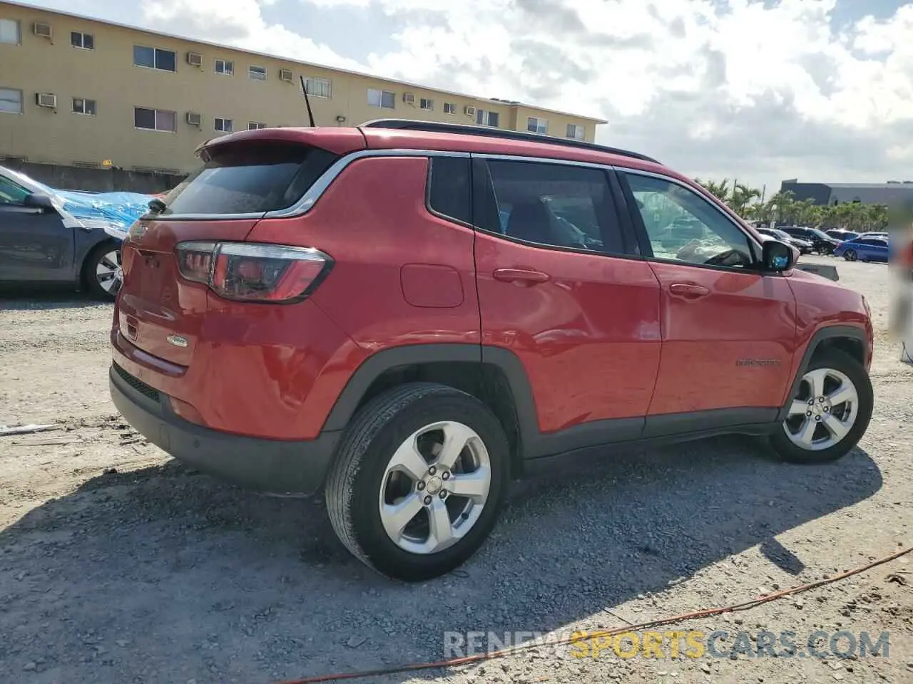 3 fotografías del automóvil dañado 3C4NJCBB0KT646602 JEEP COMPASS 2019