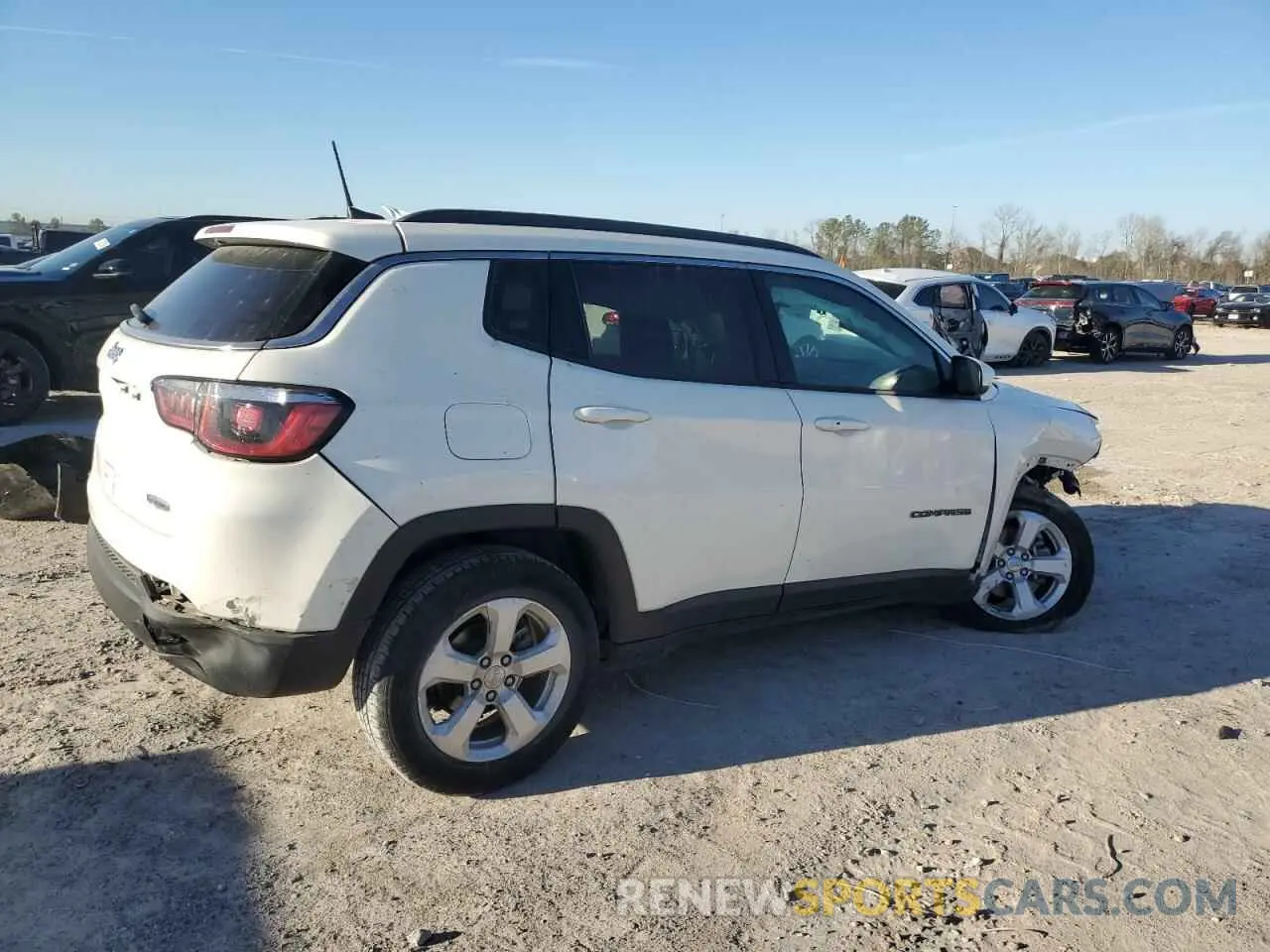 3 fotografías del automóvil dañado 3C4NJCBB0KT652173 JEEP COMPASS 2019