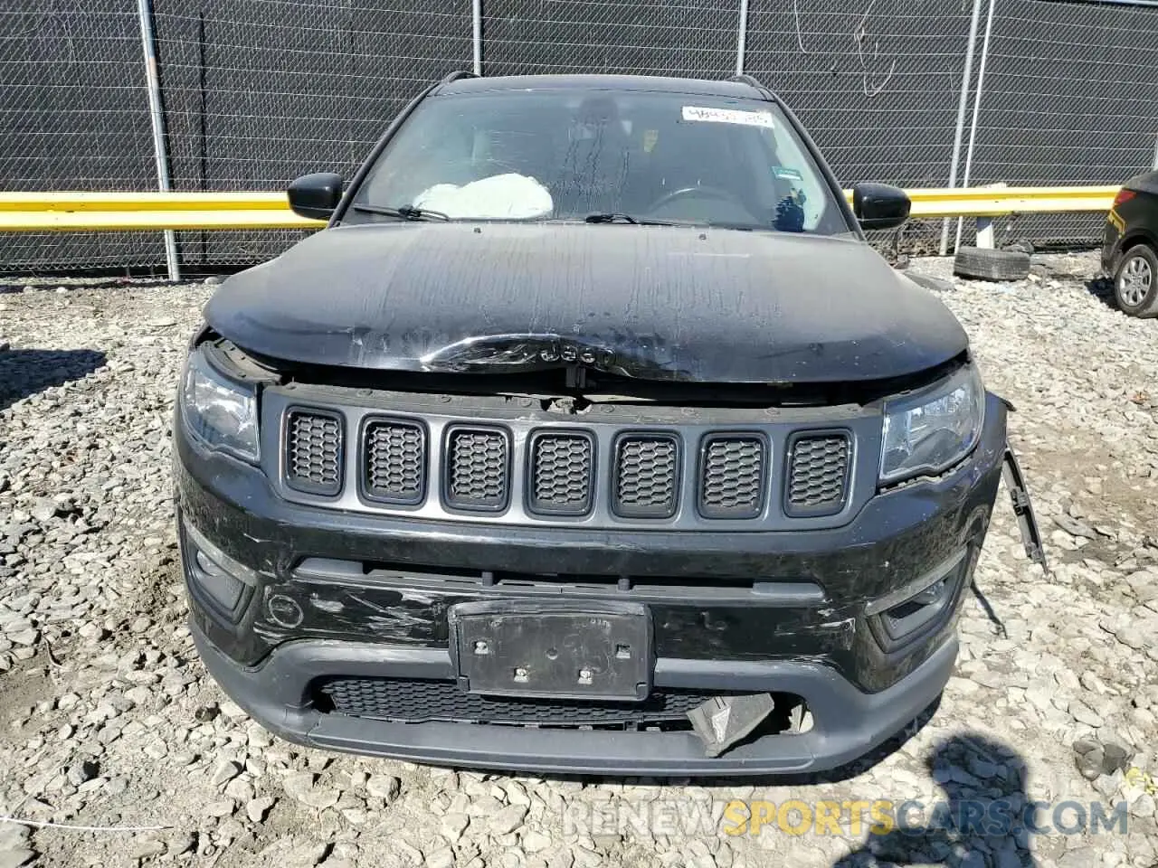5 fotografías del automóvil dañado 3C4NJCBB0KT716471 JEEP COMPASS 2019