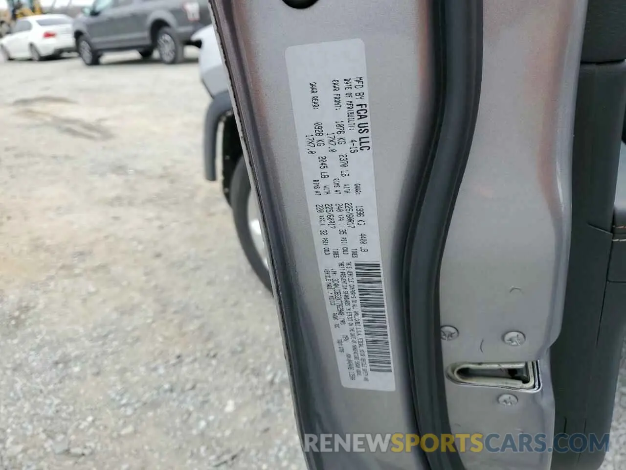13 fotografías del automóvil dañado 3C4NJCBB2KT762948 JEEP COMPASS 2019