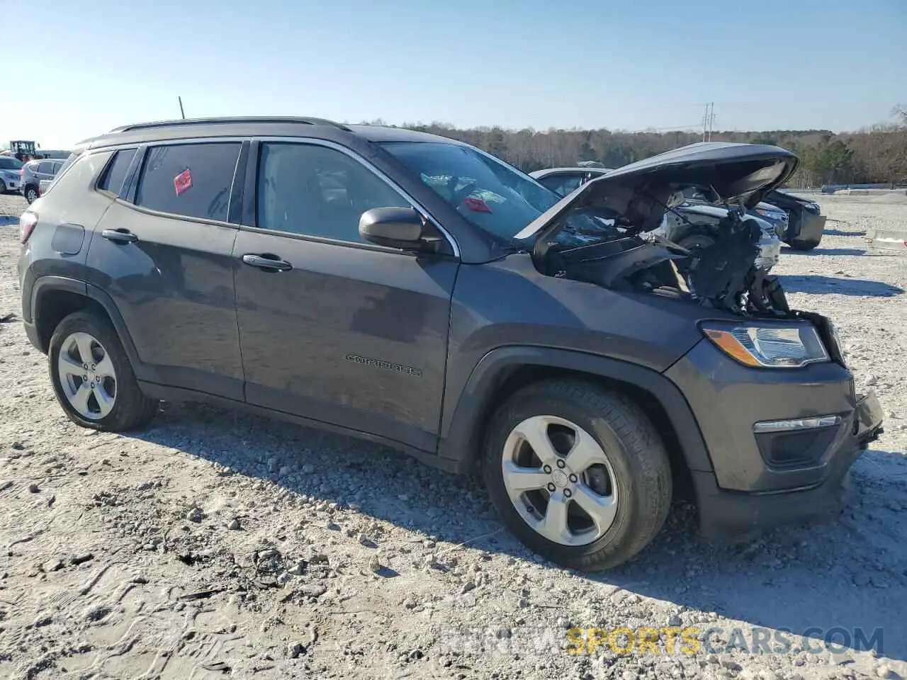 4 fotografías del automóvil dañado 3C4NJCBB2KT840578 JEEP COMPASS 2019