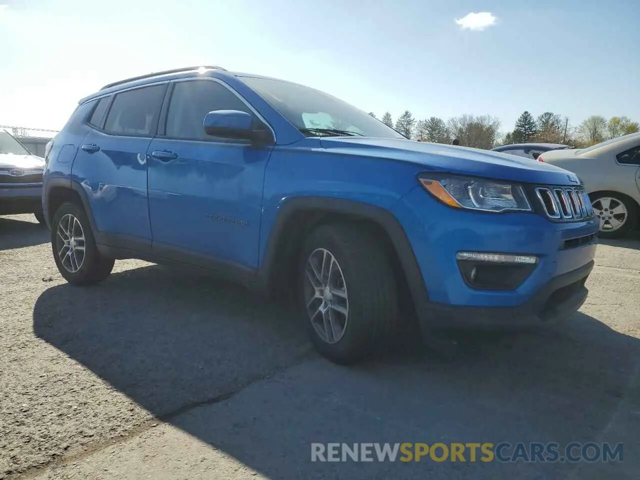 4 fotografías del automóvil dañado 3C4NJCBB2KT844341 JEEP COMPASS 2019