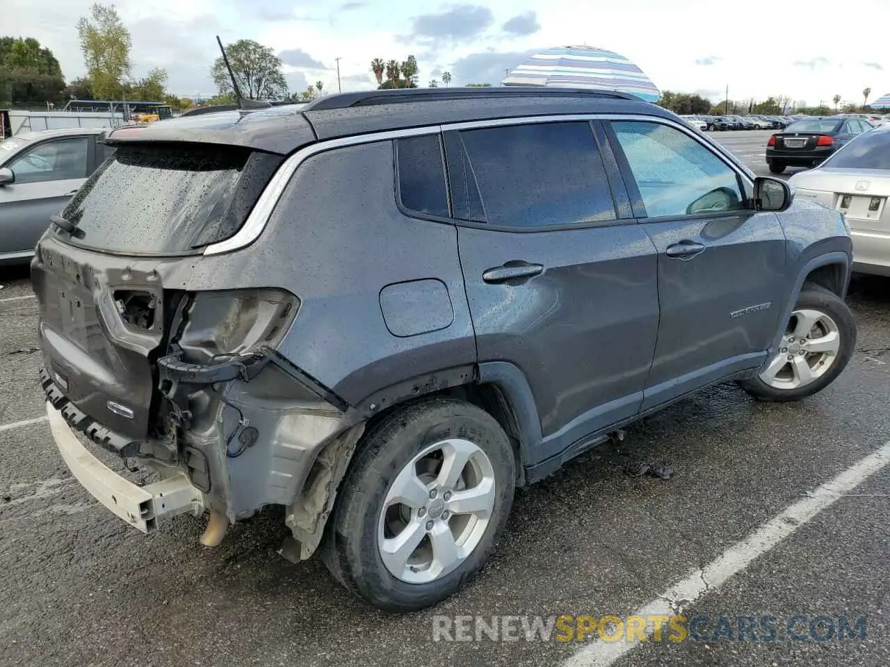 3 fotografías del automóvil dañado 3C4NJCBB3KT788913 JEEP COMPASS 2019