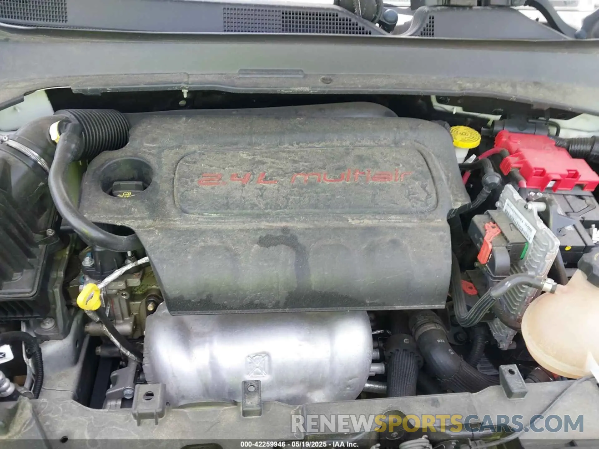 10 fotografías del automóvil dañado 3C4NJCBB3KT832263 JEEP COMPASS 2019
