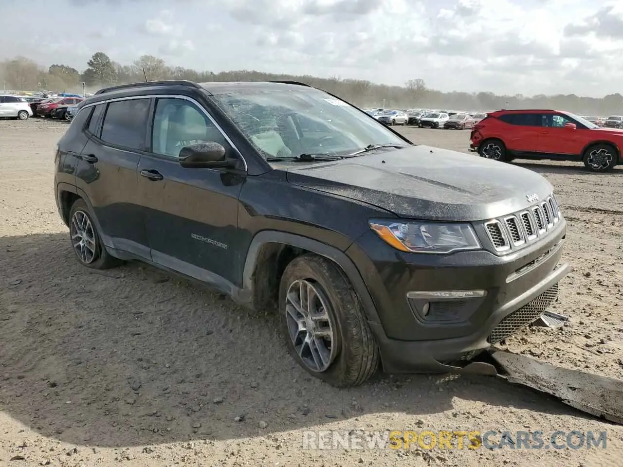 4 fotografías del automóvil dañado 3C4NJCBB5KT652654 JEEP COMPASS 2019