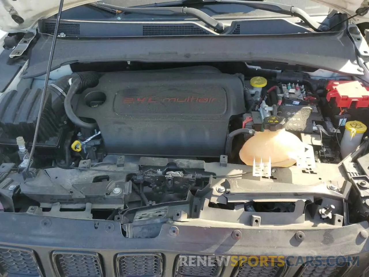 11 fotografías del automóvil dañado 3C4NJCBB5KT692720 JEEP COMPASS 2019