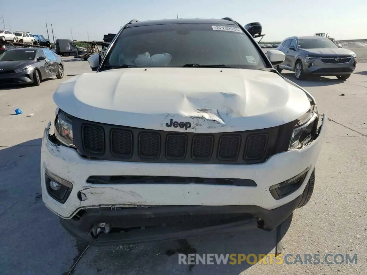 5 fotografías del automóvil dañado 3C4NJCBB5KT692720 JEEP COMPASS 2019