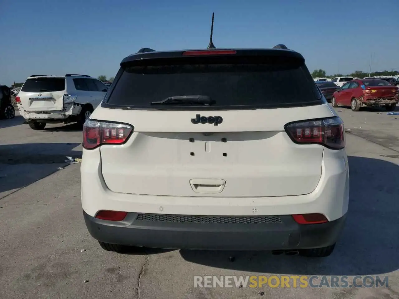 6 fotografías del automóvil dañado 3C4NJCBB5KT692720 JEEP COMPASS 2019
