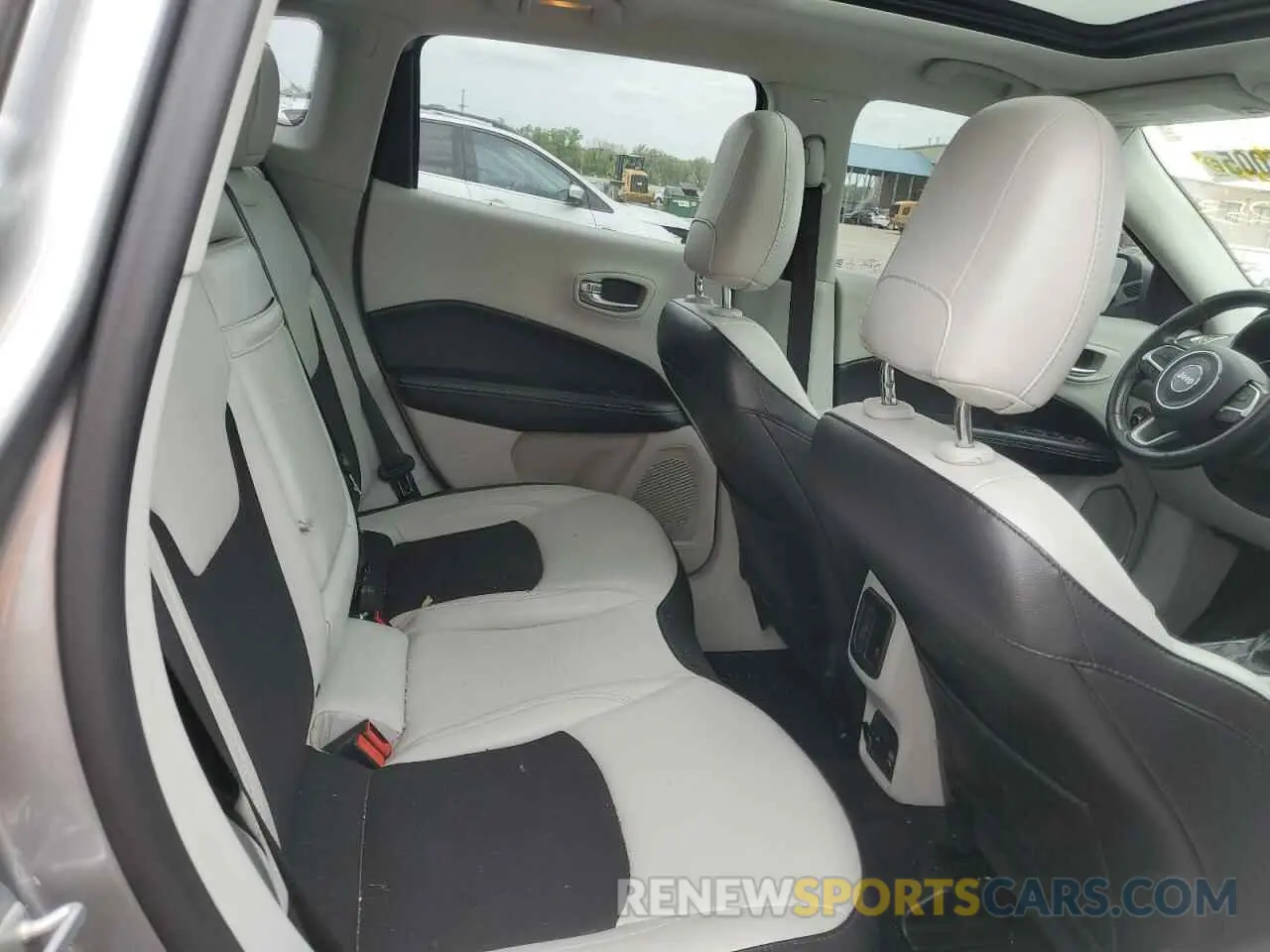 11 fotografías del automóvil dañado 3C4NJCBB5KT833253 JEEP COMPASS 2019