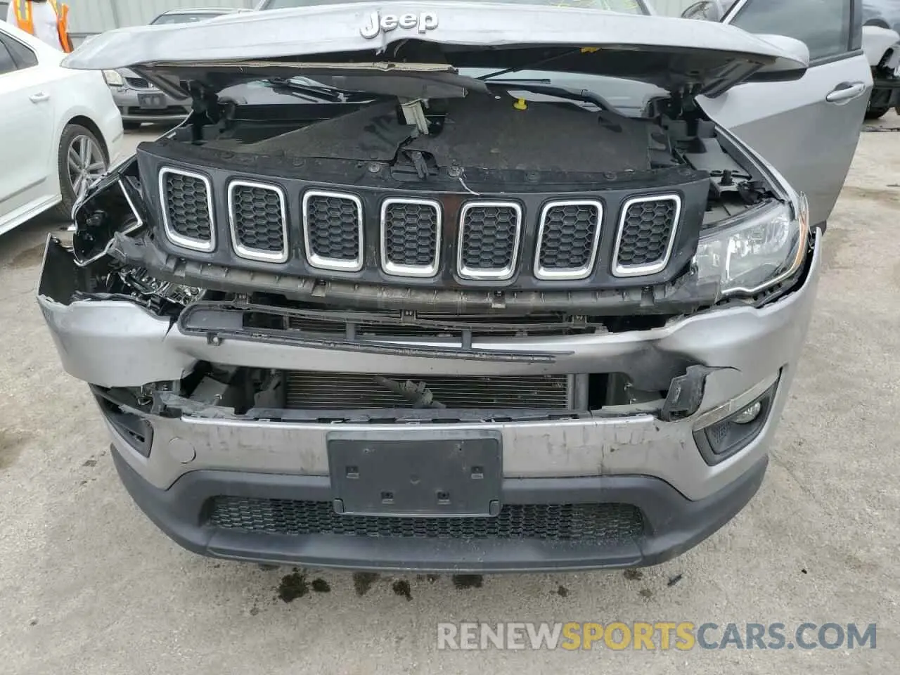 12 fotografías del automóvil dañado 3C4NJCBB5KT833253 JEEP COMPASS 2019