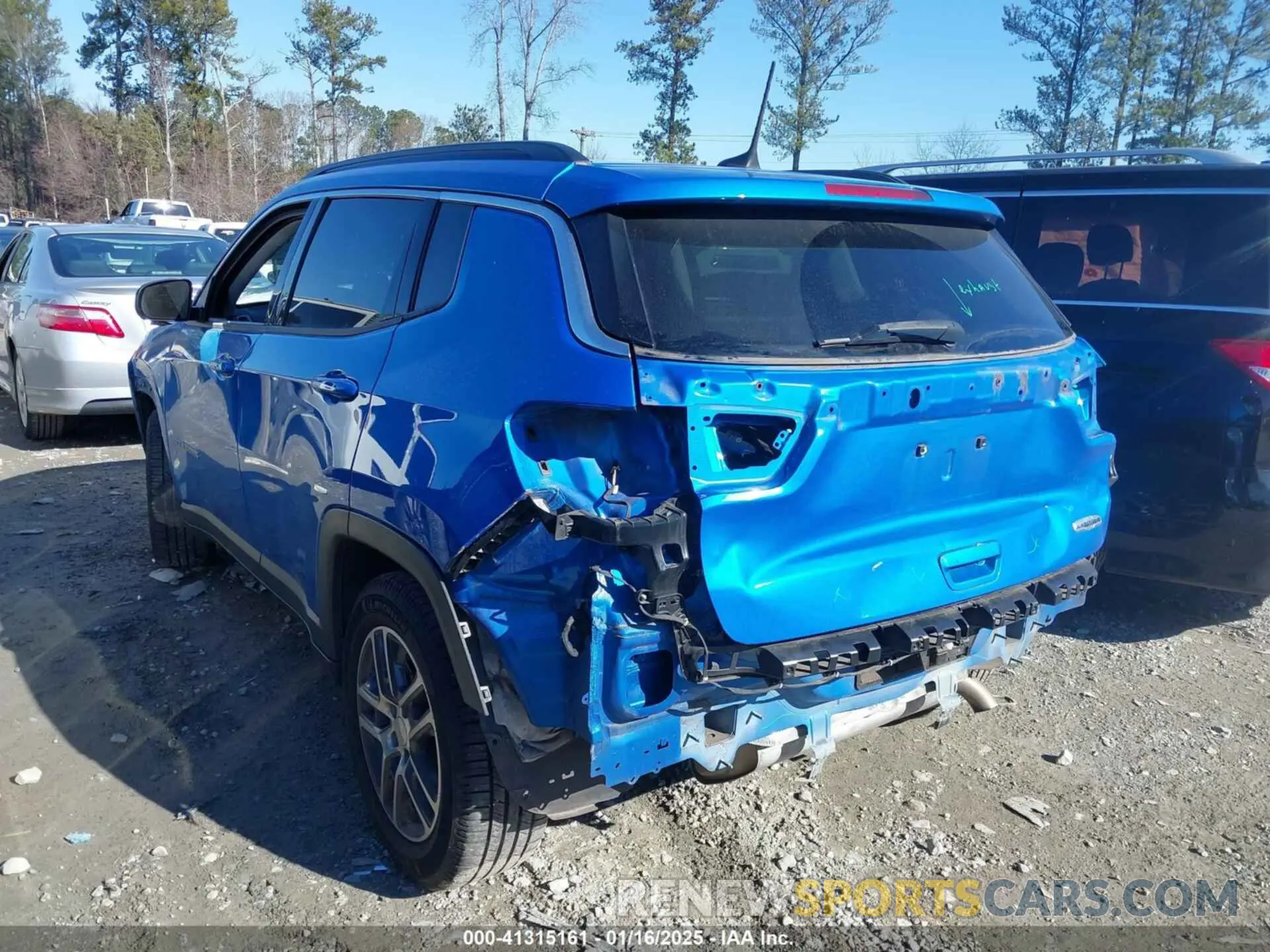 3 fotografías del automóvil dañado 3C4NJCBB6KT802481 JEEP COMPASS 2019