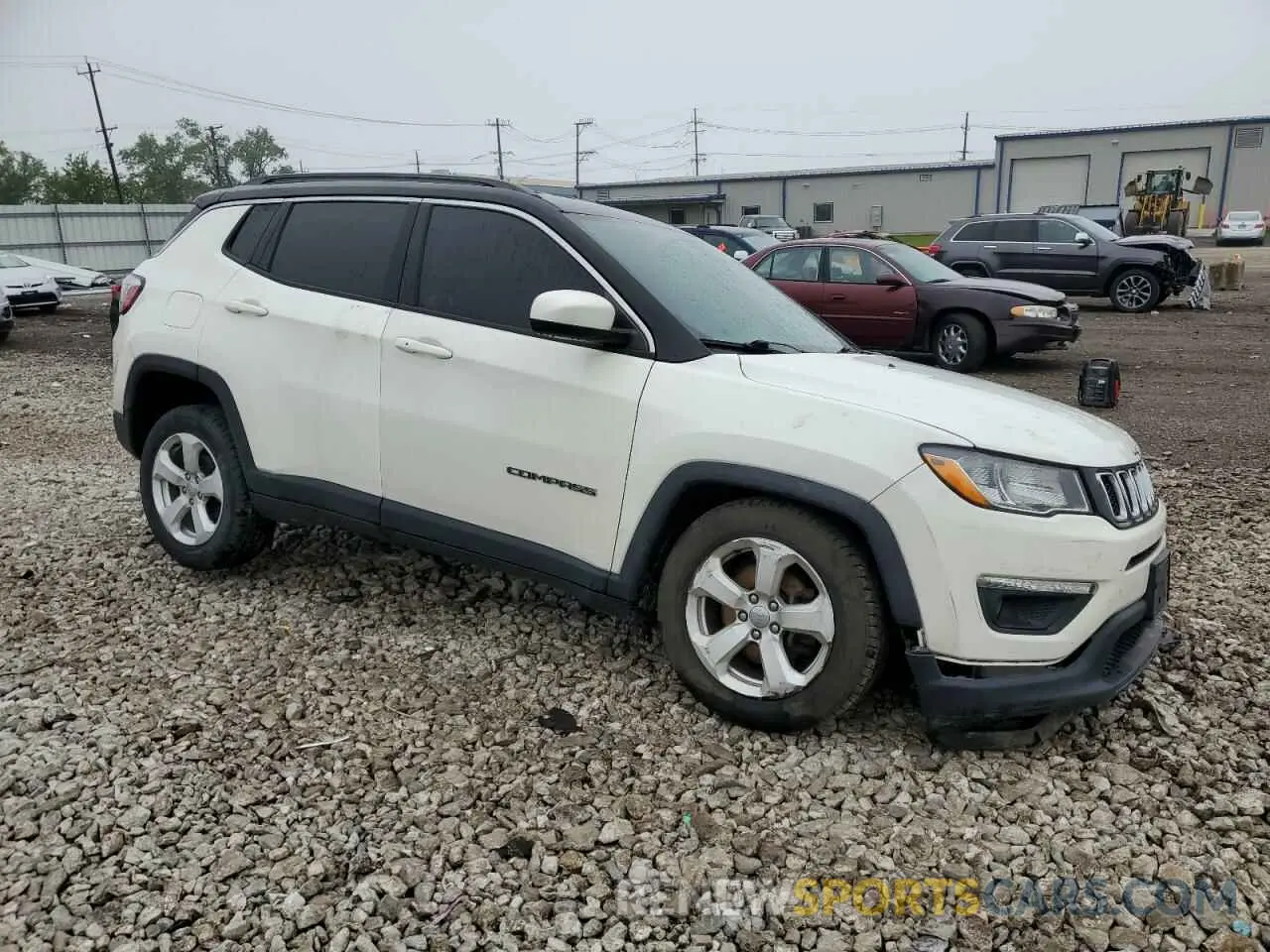 4 fotografías del automóvil dañado 3C4NJCBB6KT832595 JEEP COMPASS 2019
