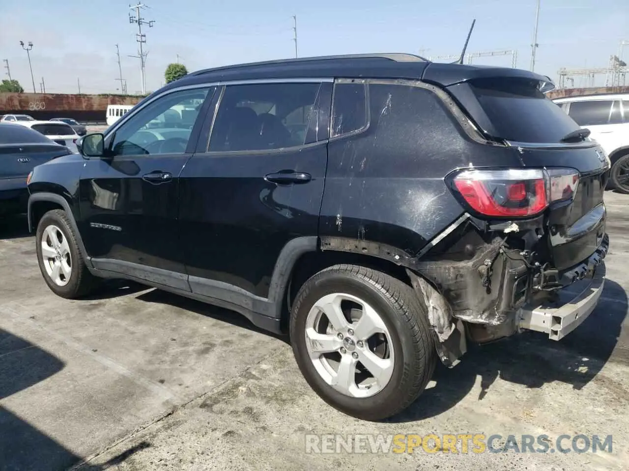2 fotografías del automóvil dañado 3C4NJCBB8KT855599 JEEP COMPASS 2019