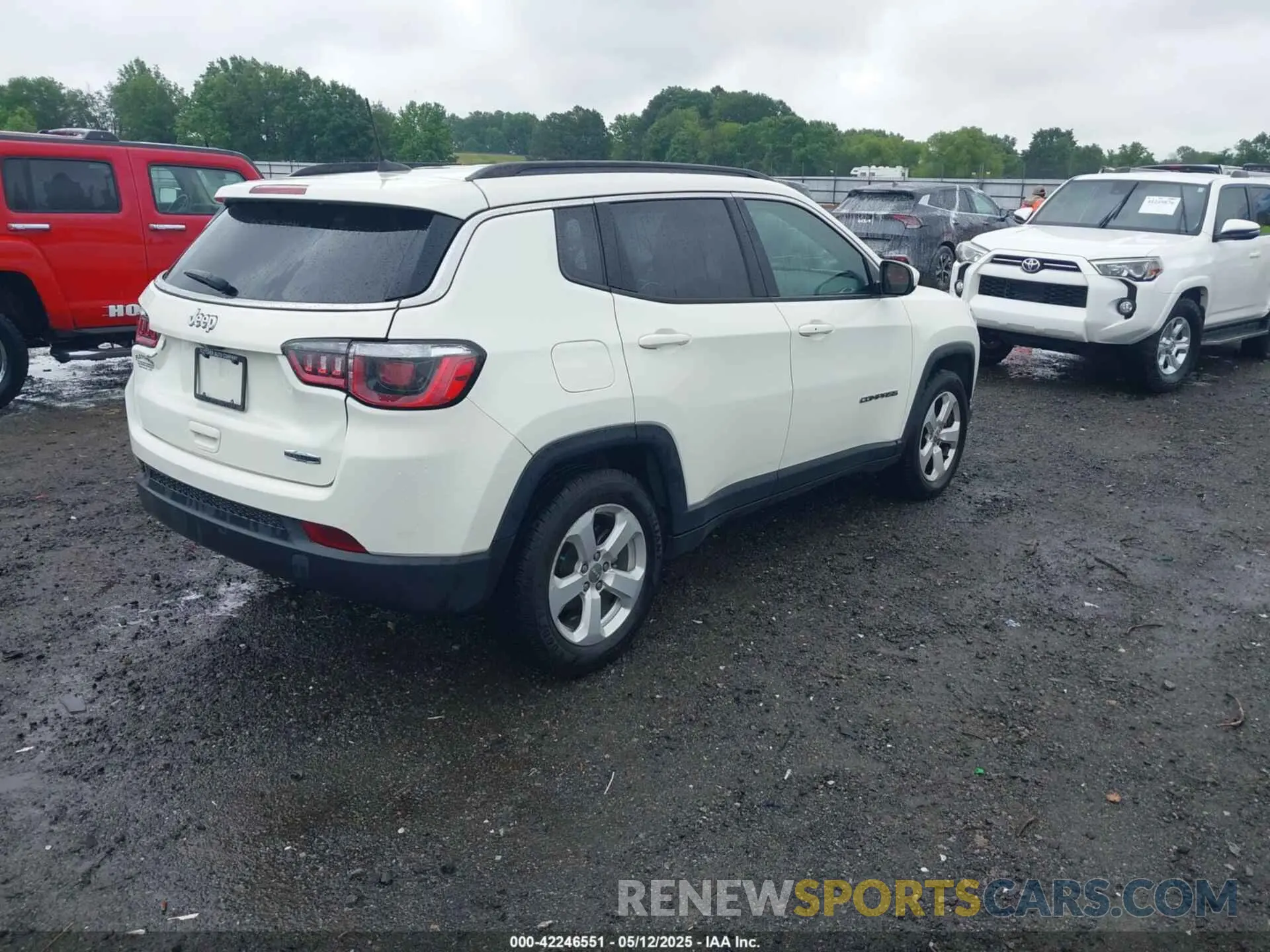 4 fotografías del automóvil dañado 3C4NJCBB9KT652222 JEEP COMPASS 2019
