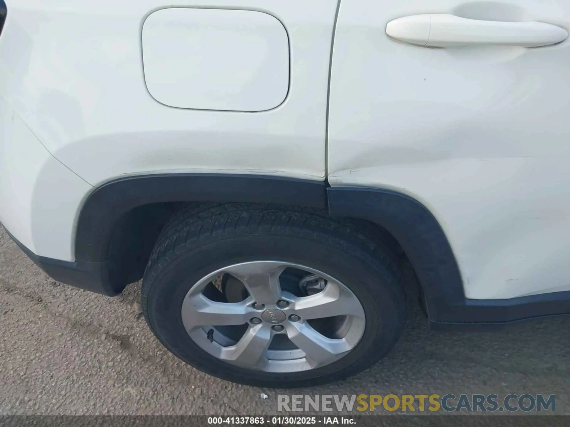 20 fotografías del automóvil dañado 3C4NJCBB9KT652558 JEEP COMPASS 2019