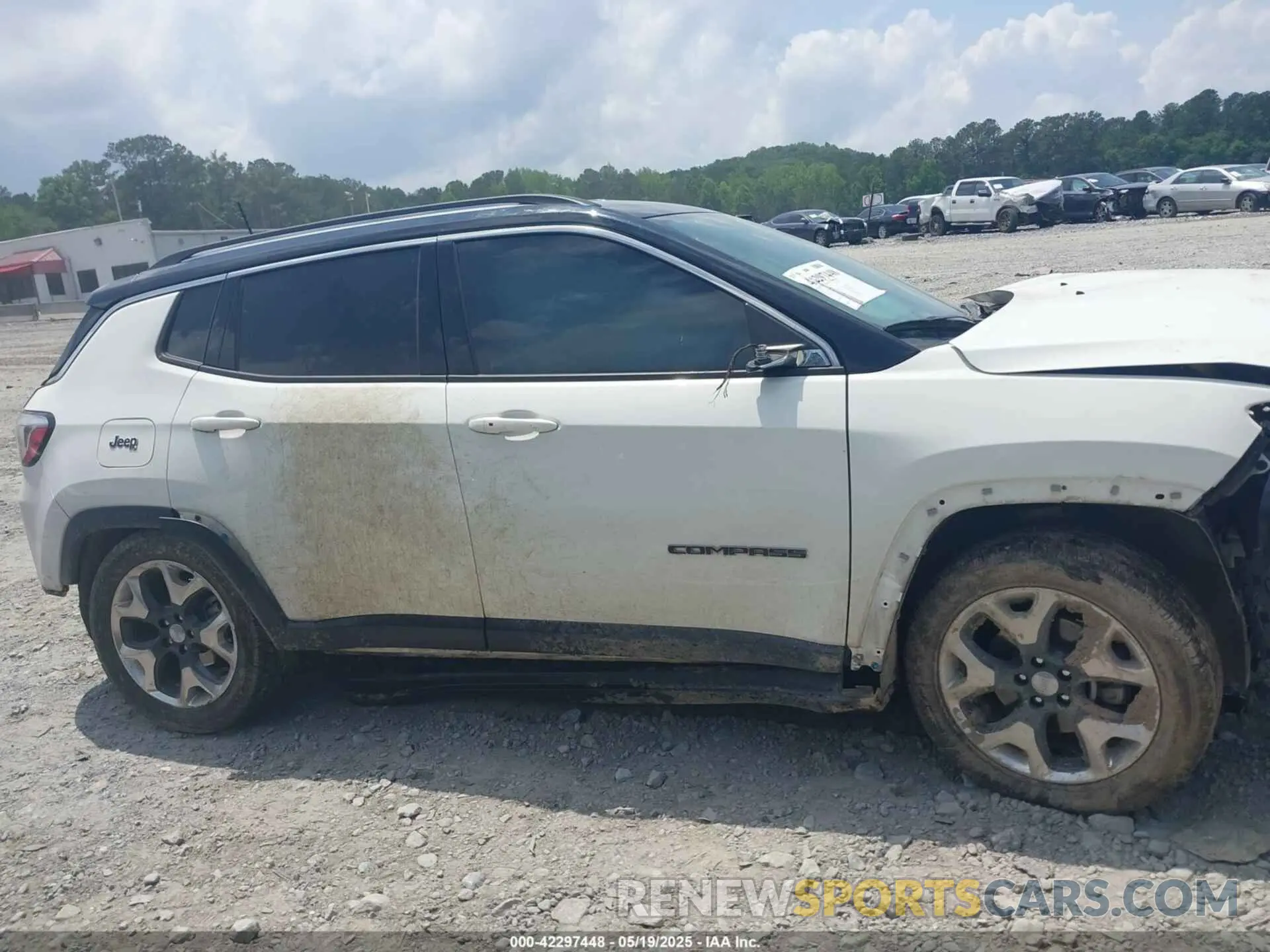 13 fotografías del automóvil dañado 3C4NJCCB1KT711312 JEEP COMPASS 2019