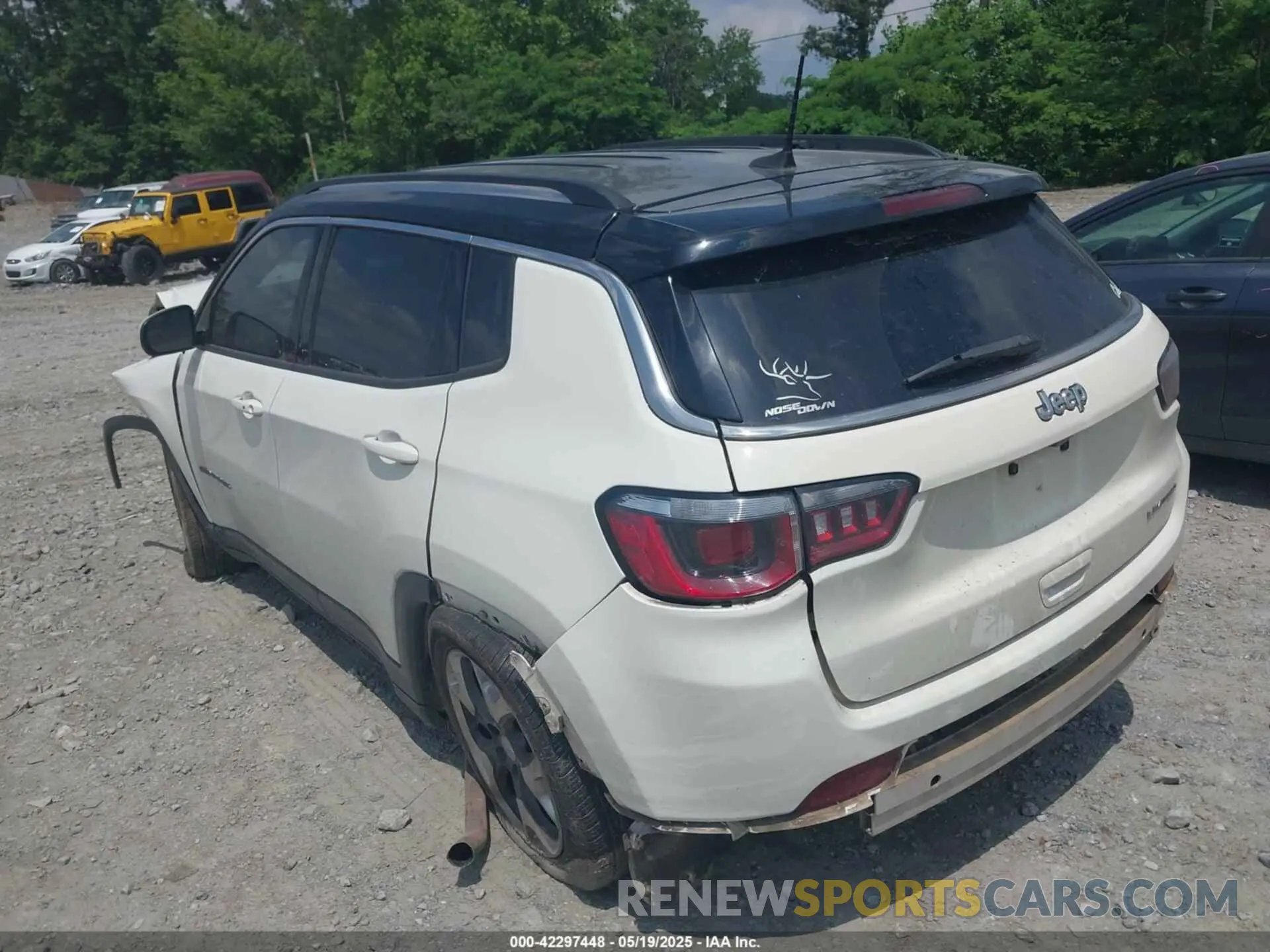 3 fotografías del automóvil dañado 3C4NJCCB1KT711312 JEEP COMPASS 2019