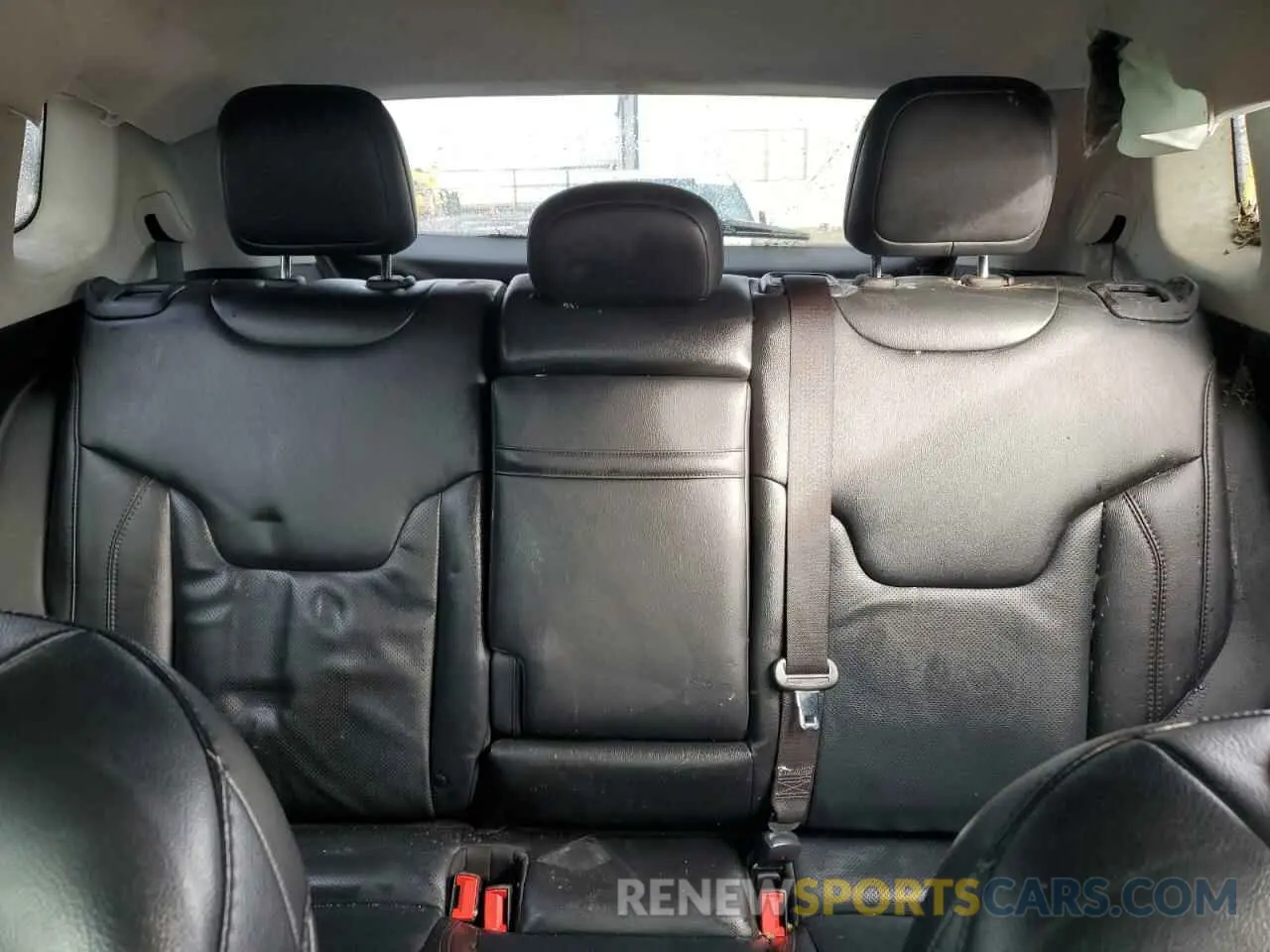 10 fotografías del automóvil dañado 3C4NJCCB1KT814763 JEEP COMPASS 2019