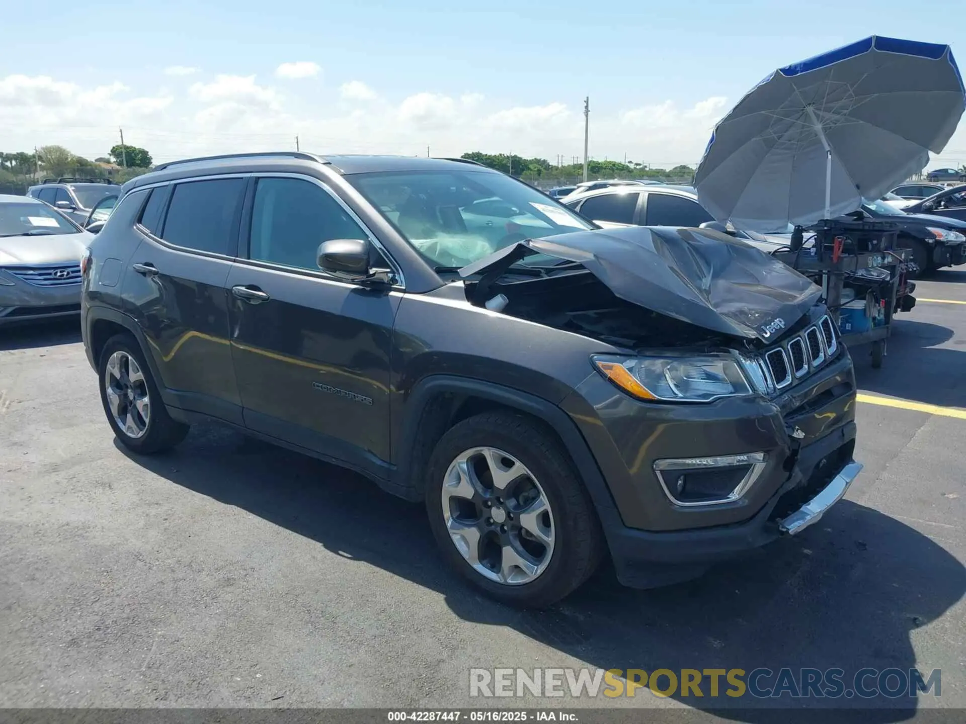 1 fotografías del automóvil dañado 3C4NJCCB2KT660077 JEEP COMPASS 2019