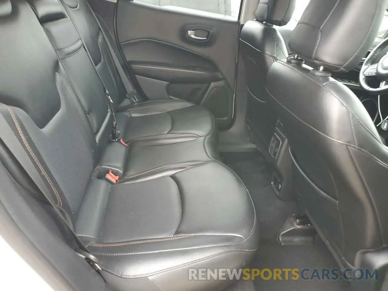 11 fotografías del automóvil dañado 3C4NJCCB4KT662445 JEEP COMPASS 2019